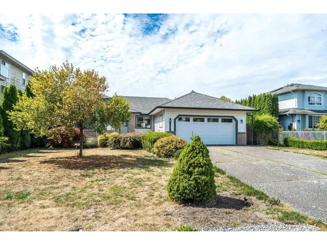 6055 170A STREET, Surrey 2