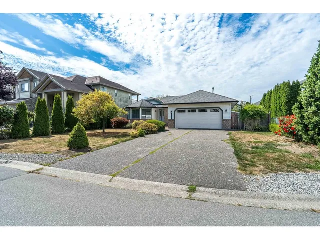 6055 170A STREET, Surrey 3