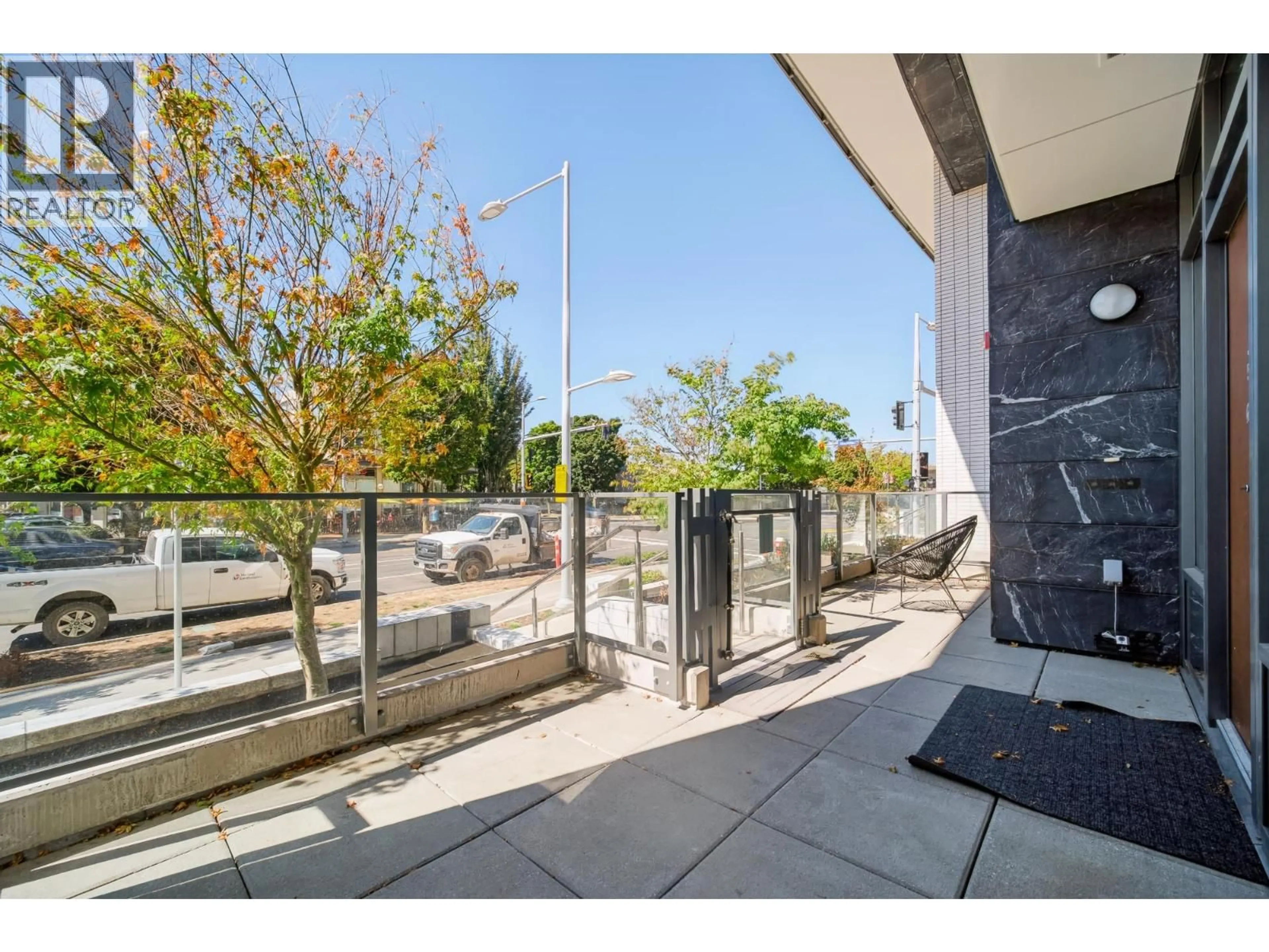 Patio, street for TH-05 - 8555 CAPSTAN WAY, Richmond British Columbia V6X0W1