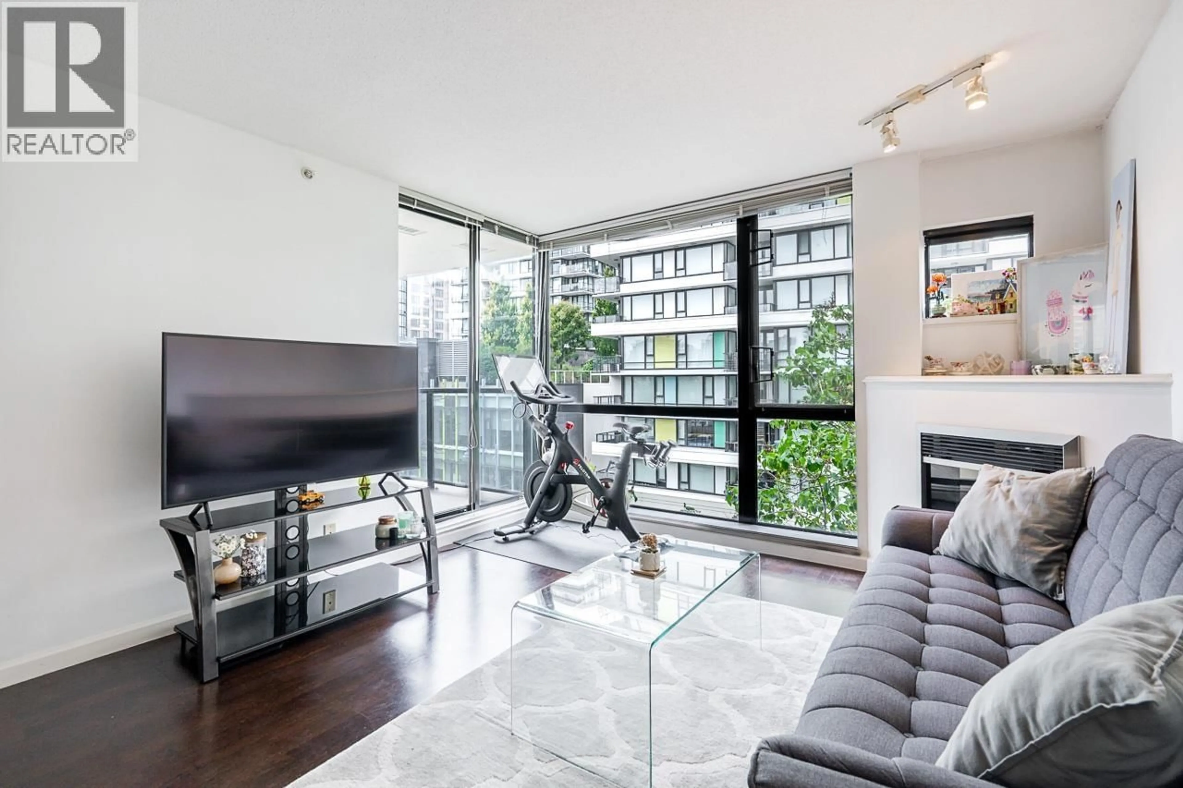 Living room with furniture, unknown for 602 - 7831 WESTMINSTER HIGHWAY, Richmond British Columbia V6X4J4