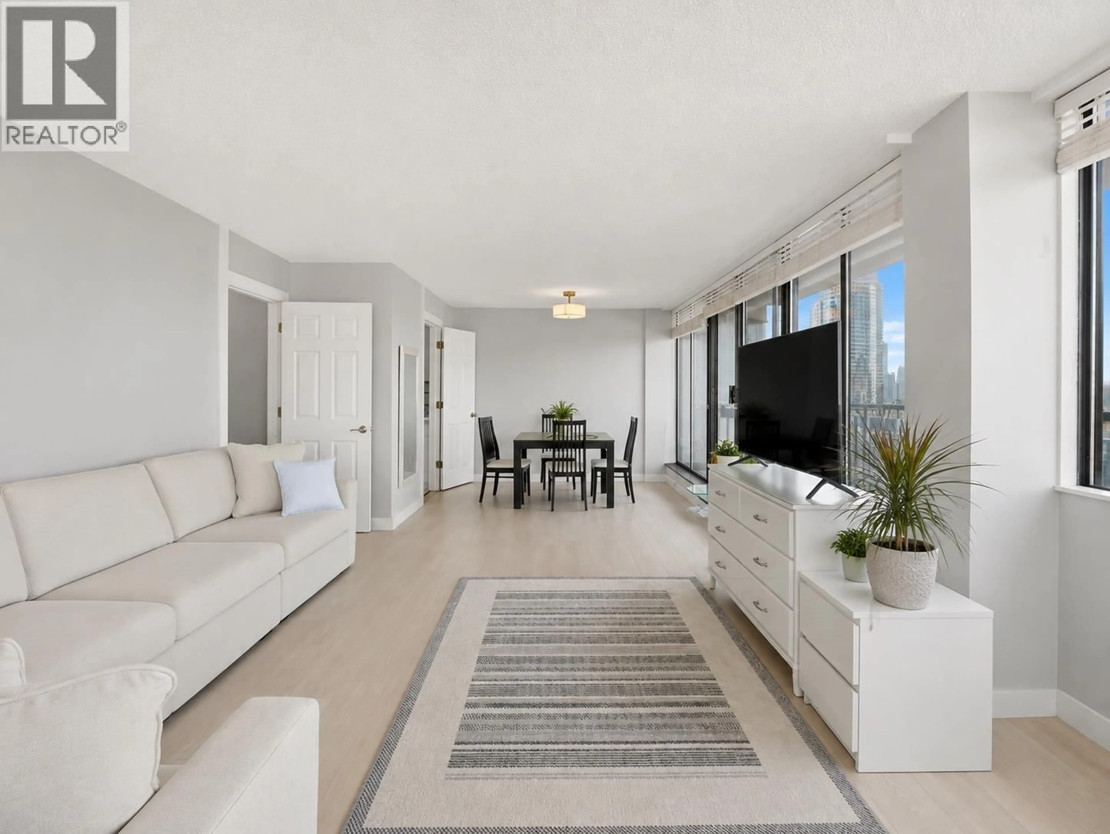 Living room with furniture, unknown for 1102 - 6540 BURLINGTON AVENUE, Burnaby British Columbia V5H4G3