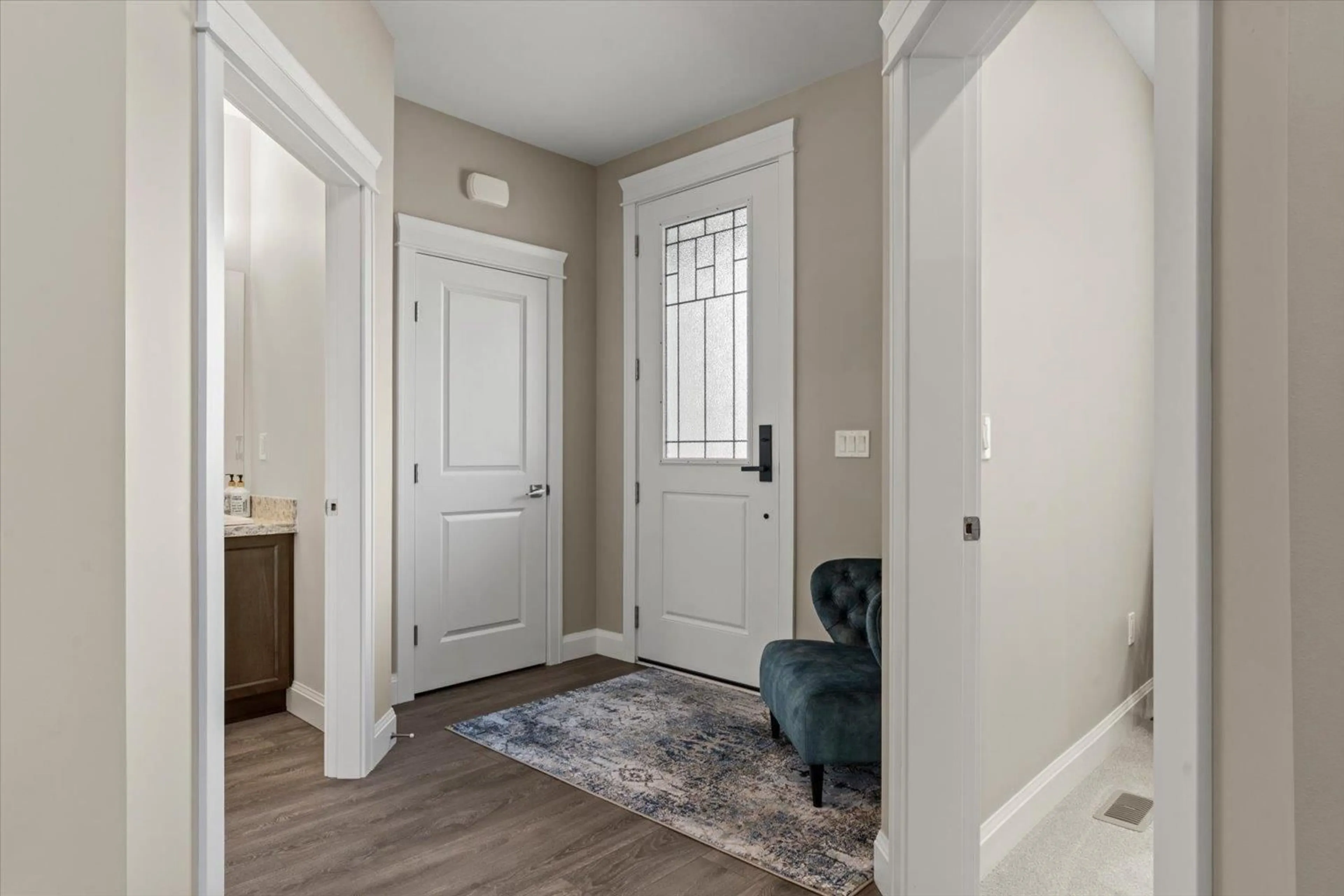 Indoor entryway for 1920 PEREGRINE PLACE, Agassiz British Columbia V0M1A1