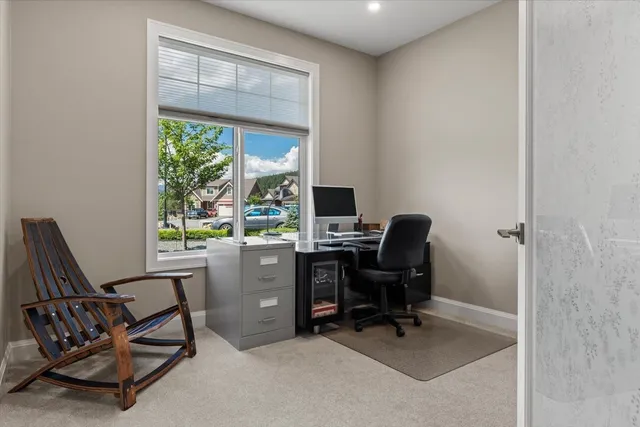1920 PEREGRINE PLACE, Agassiz 5