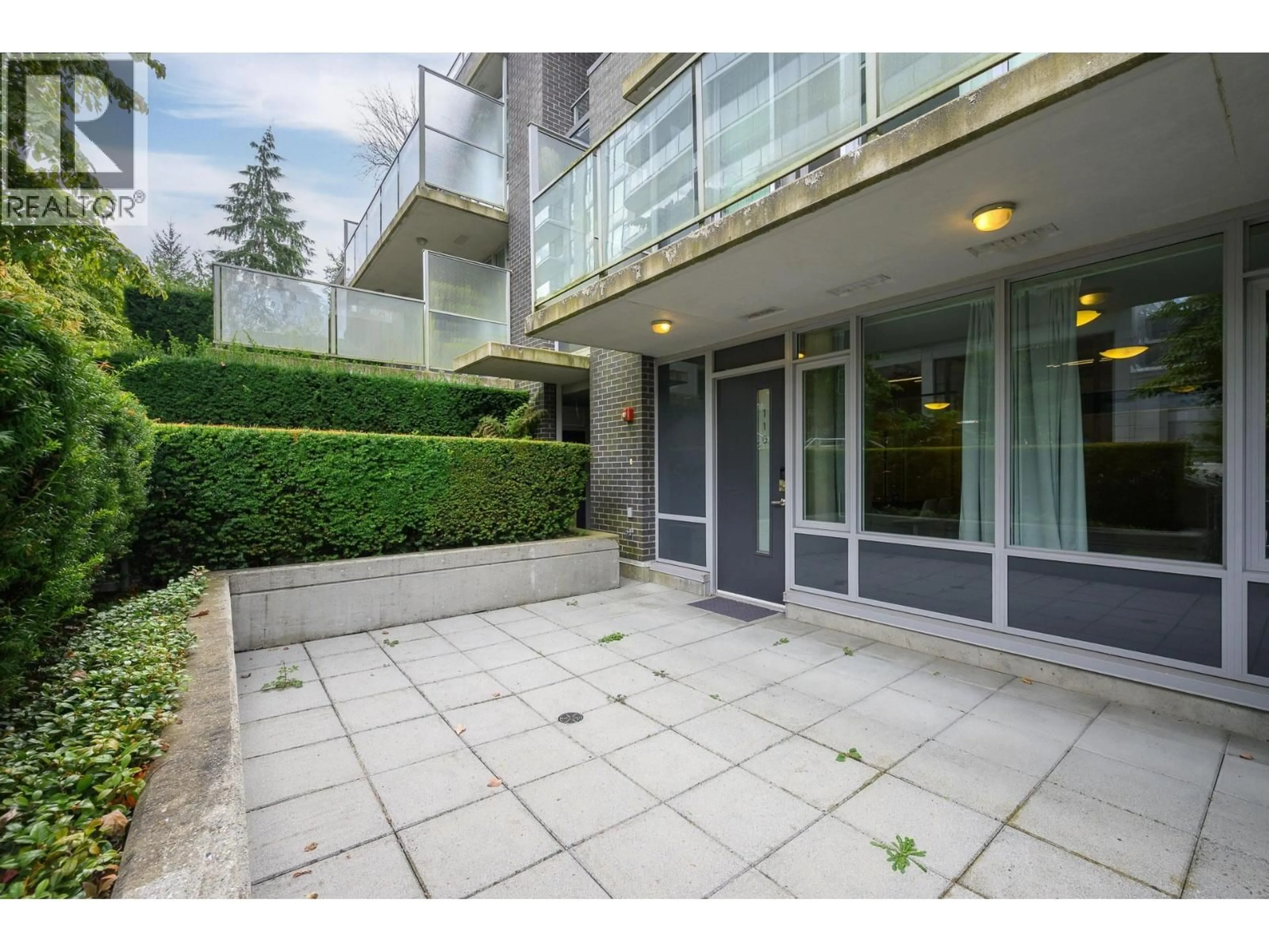 Patio, street for 110 - 9025 HIGHLAND COURT, Burnaby British Columbia V5A0A8