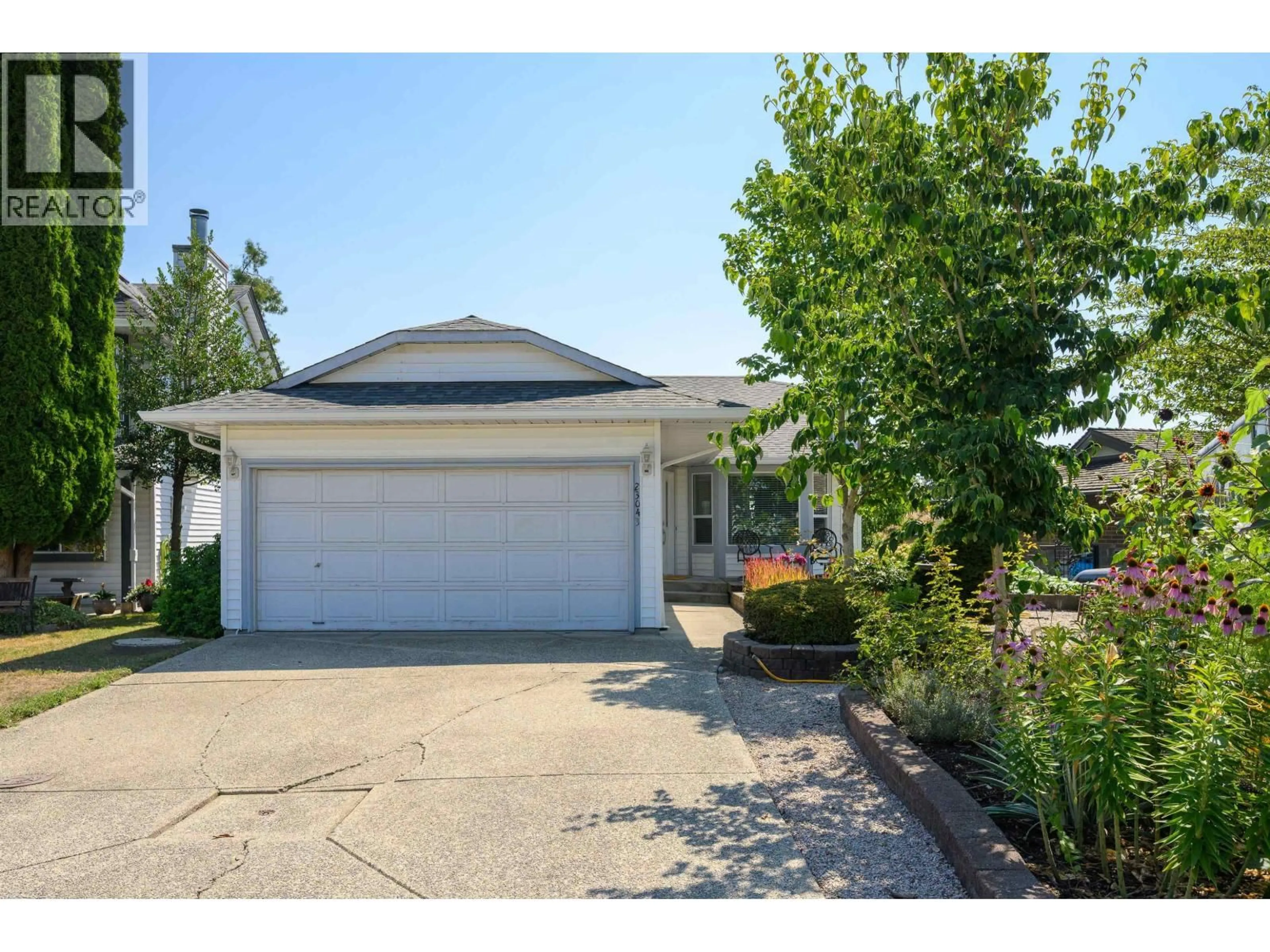 Home with vinyl exterior material, street for 23043 OLUND CRESCENT, Maple Ridge British Columbia V2X0E8