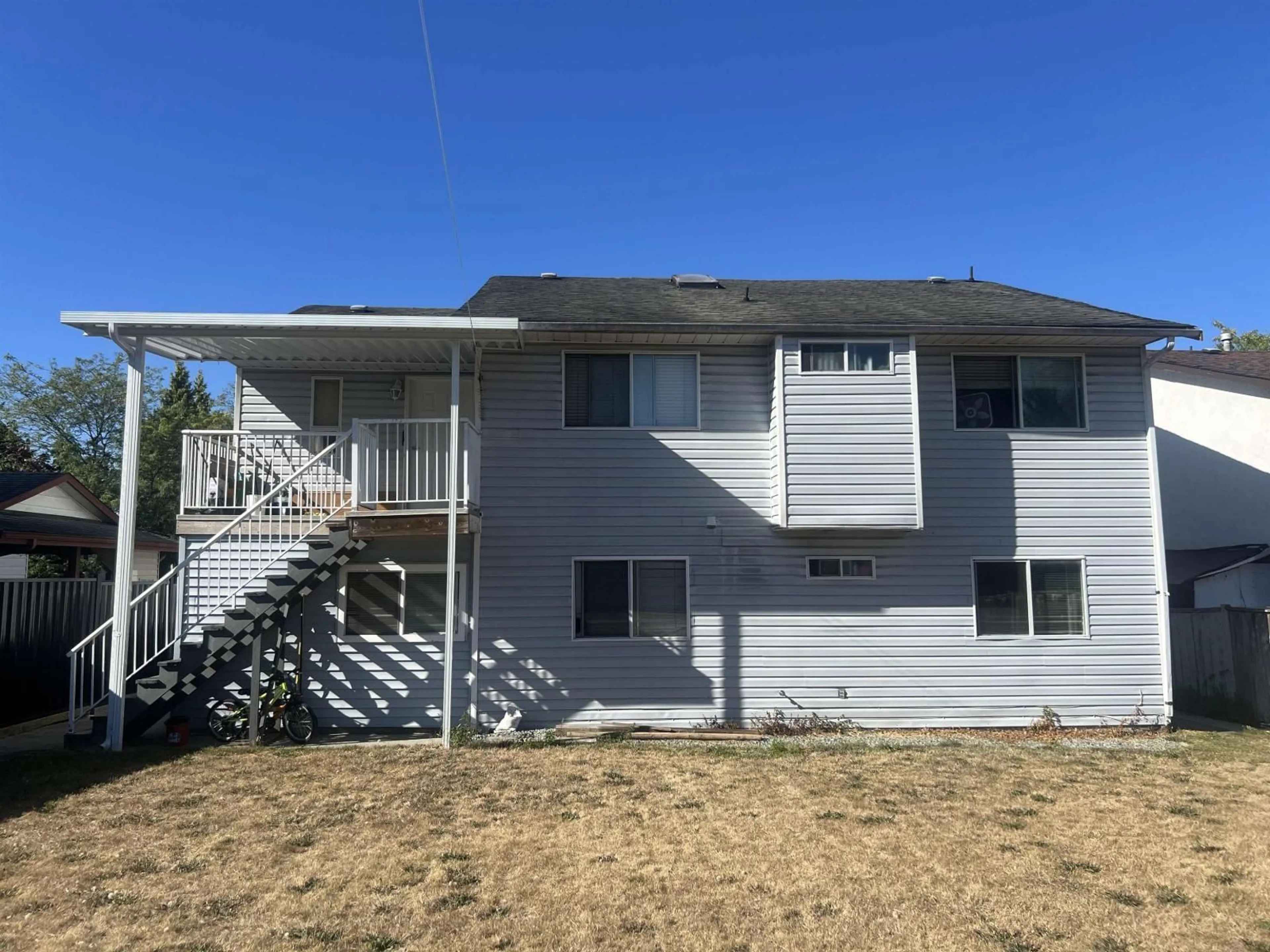 Home with vinyl exterior material, unknown for 13342 79 AVENUE, Surrey British Columbia V8W8H4