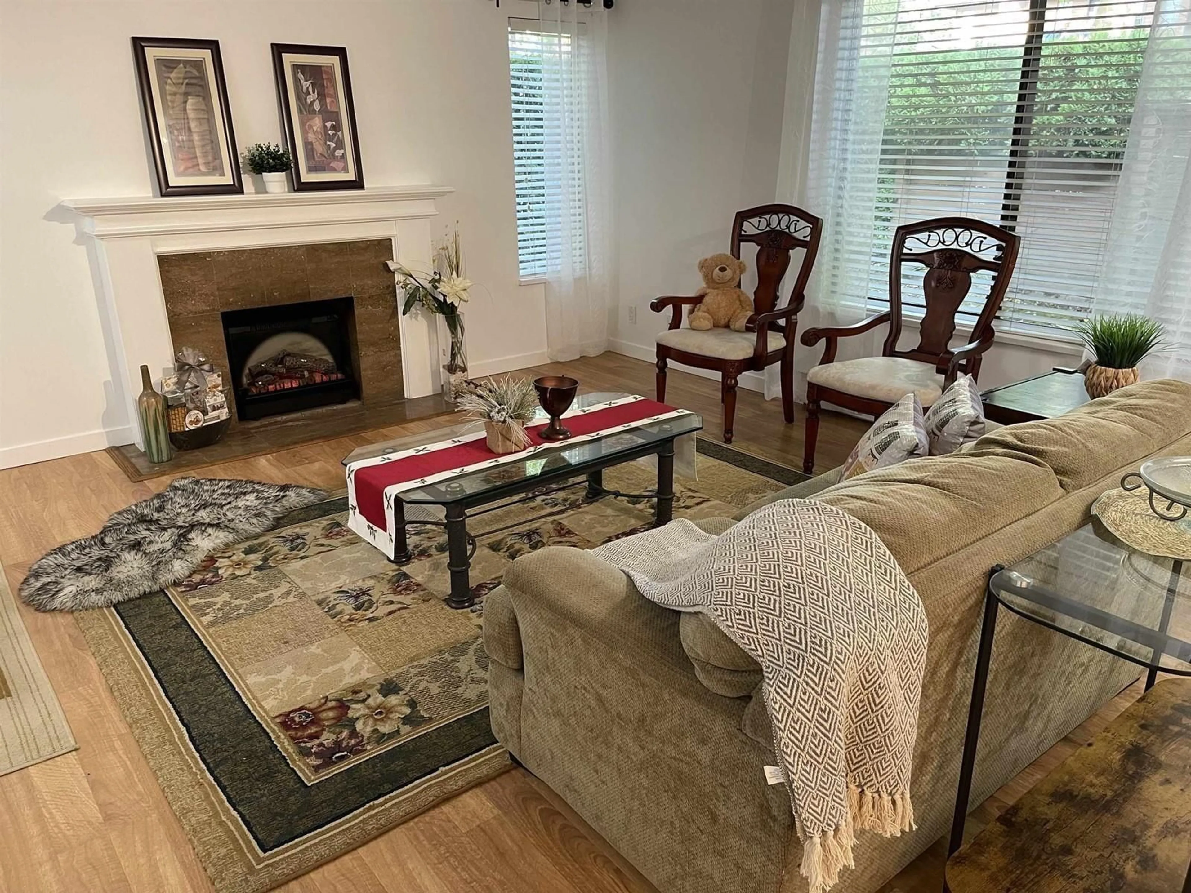 Living room with furniture, unknown for 1912 - 10620 150 STREET, Surrey British Columbia V3R7K3
