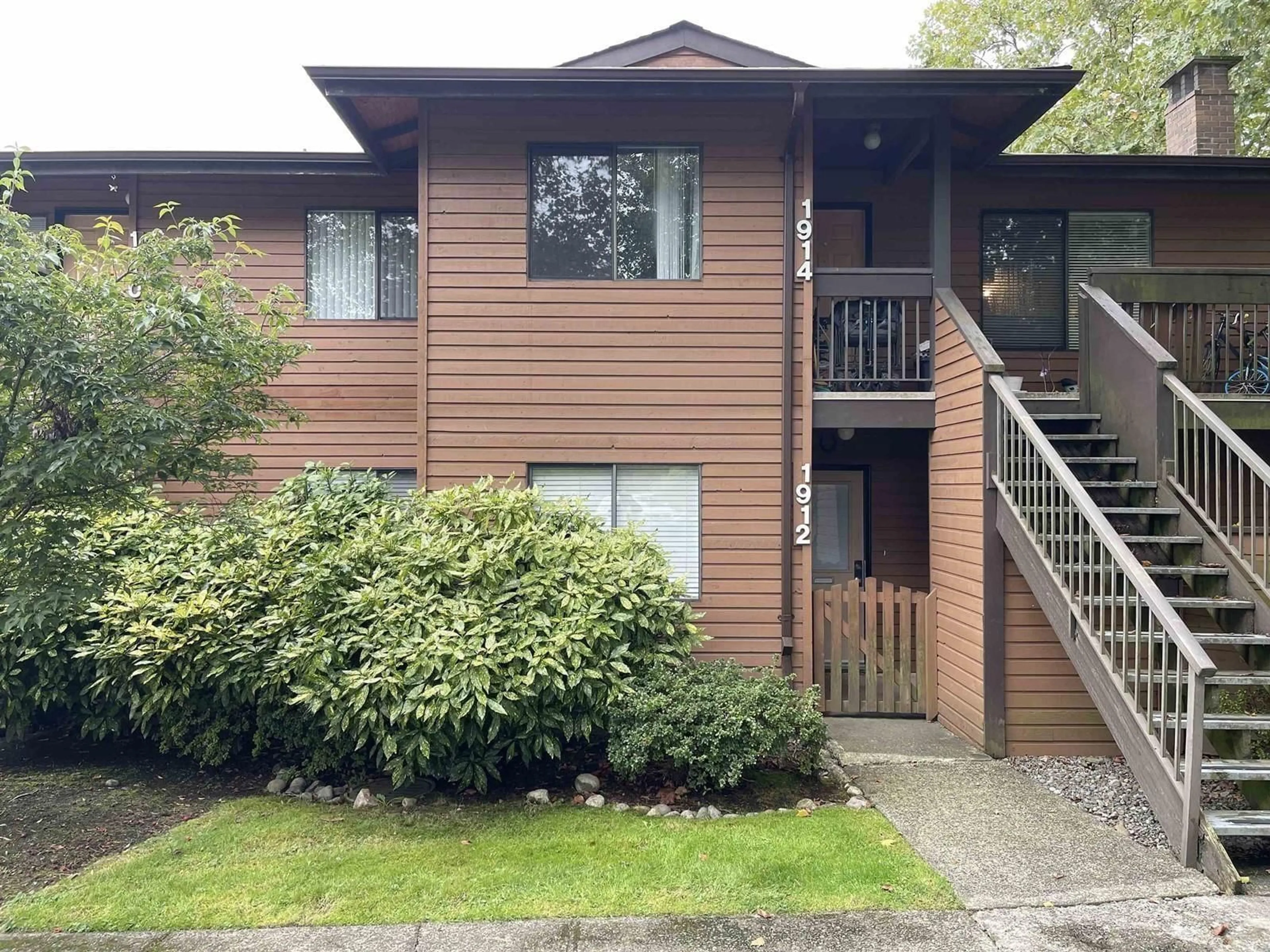 Unknown for 1912 - 10620 150 STREET, Surrey British Columbia V3R7K3