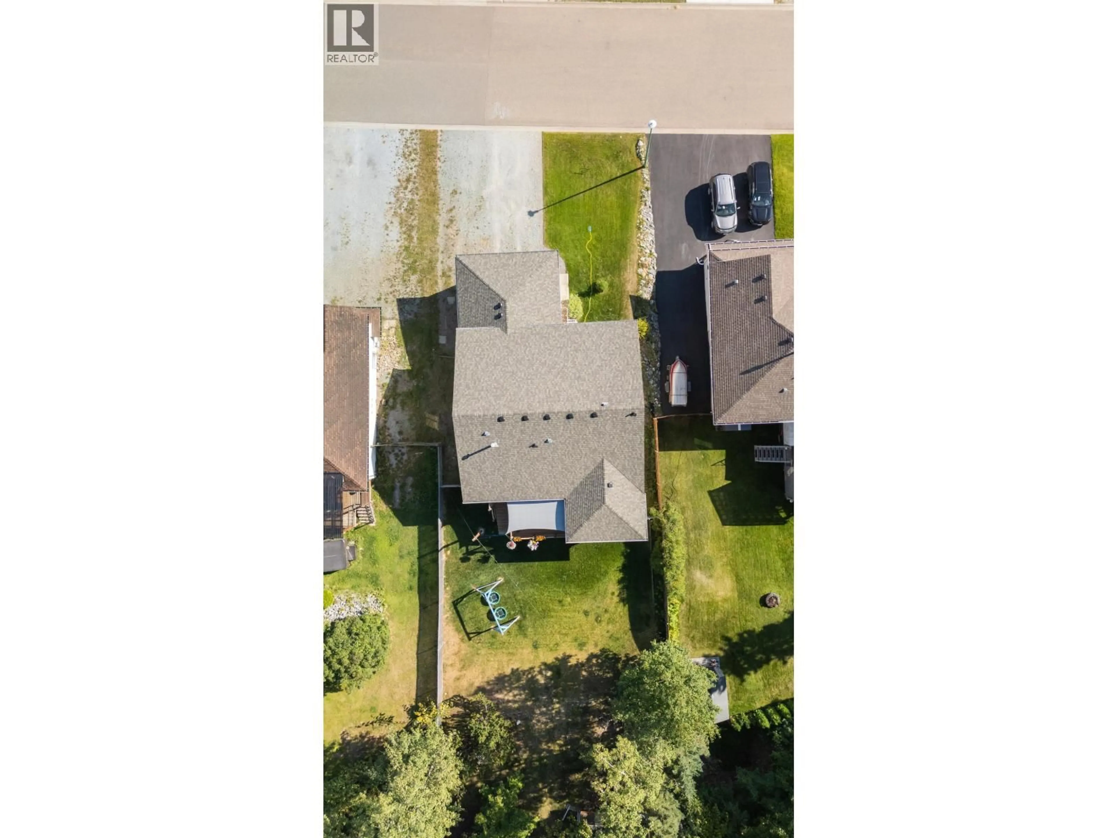 A pic from outside/outdoor area/front of a property/back of a property/a pic from drone, street for 3291 ST FRANCES CRESCENT, Prince George British Columbia V2N5A3