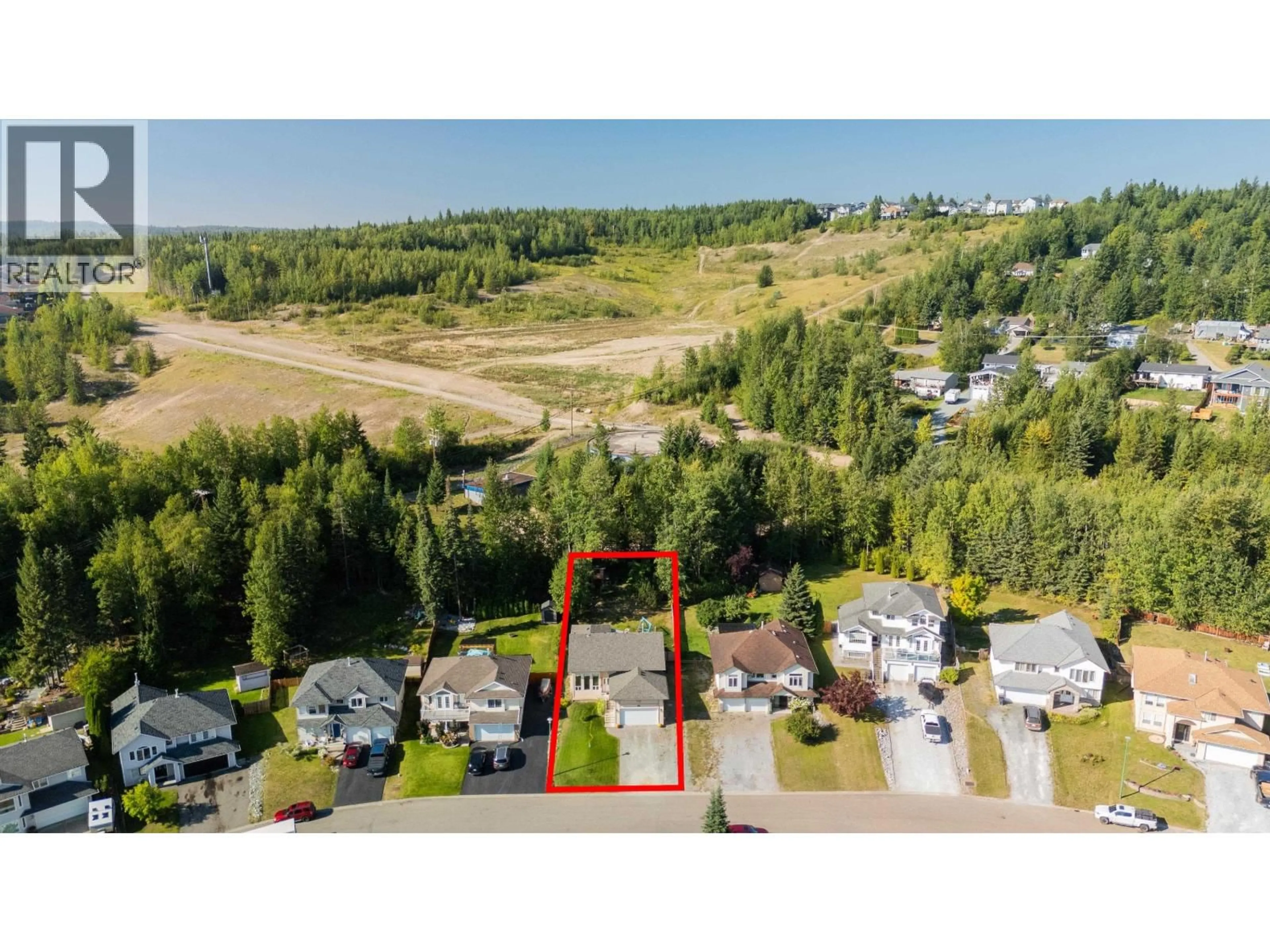 A pic from outside/outdoor area/front of a property/back of a property/a pic from drone, unknown for 3291 ST FRANCES CRESCENT, Prince George British Columbia V2N5A3