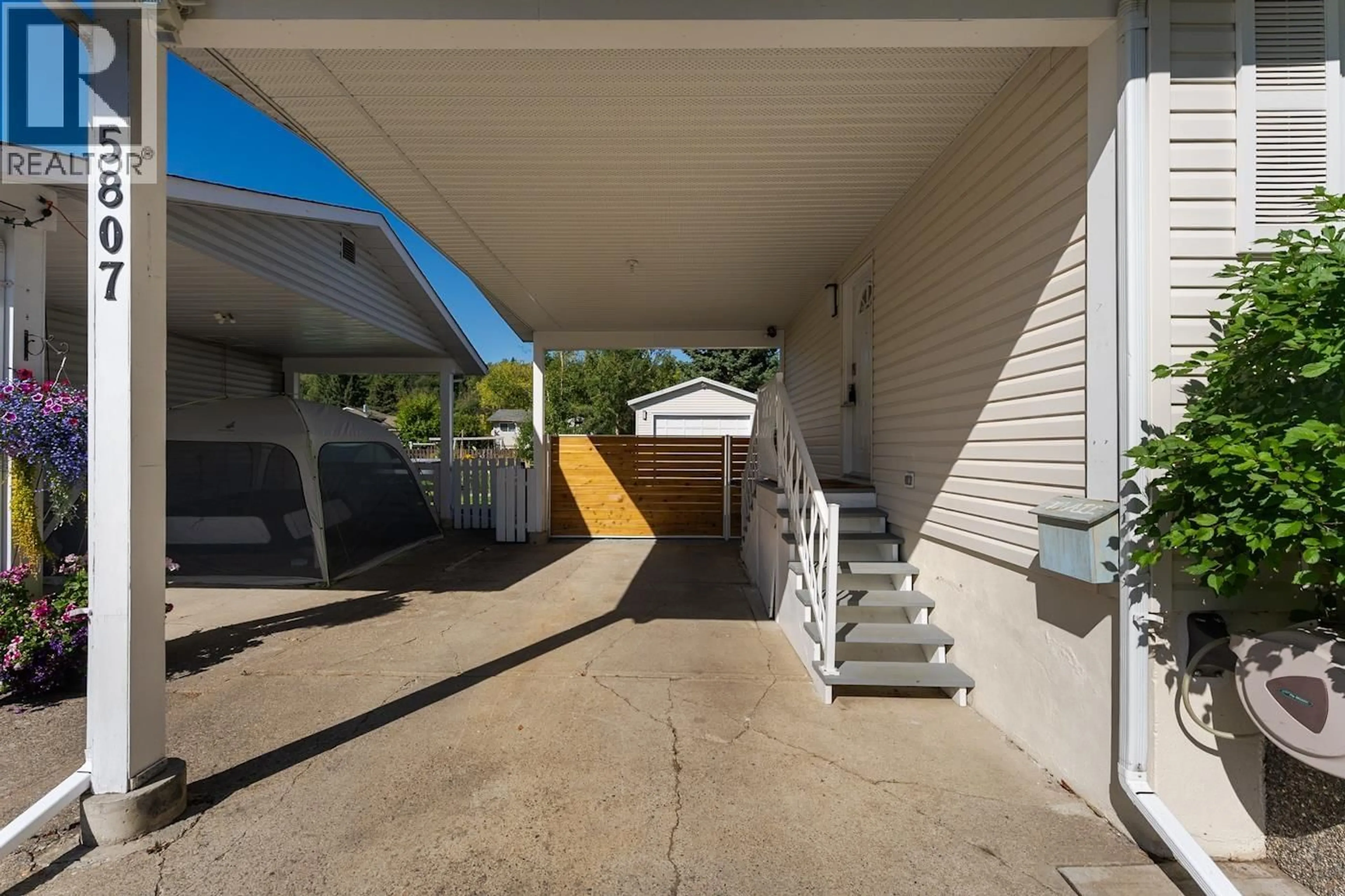 Patio, street for 5807 OXFORD DRIVE, Prince George British Columbia V2N2E5