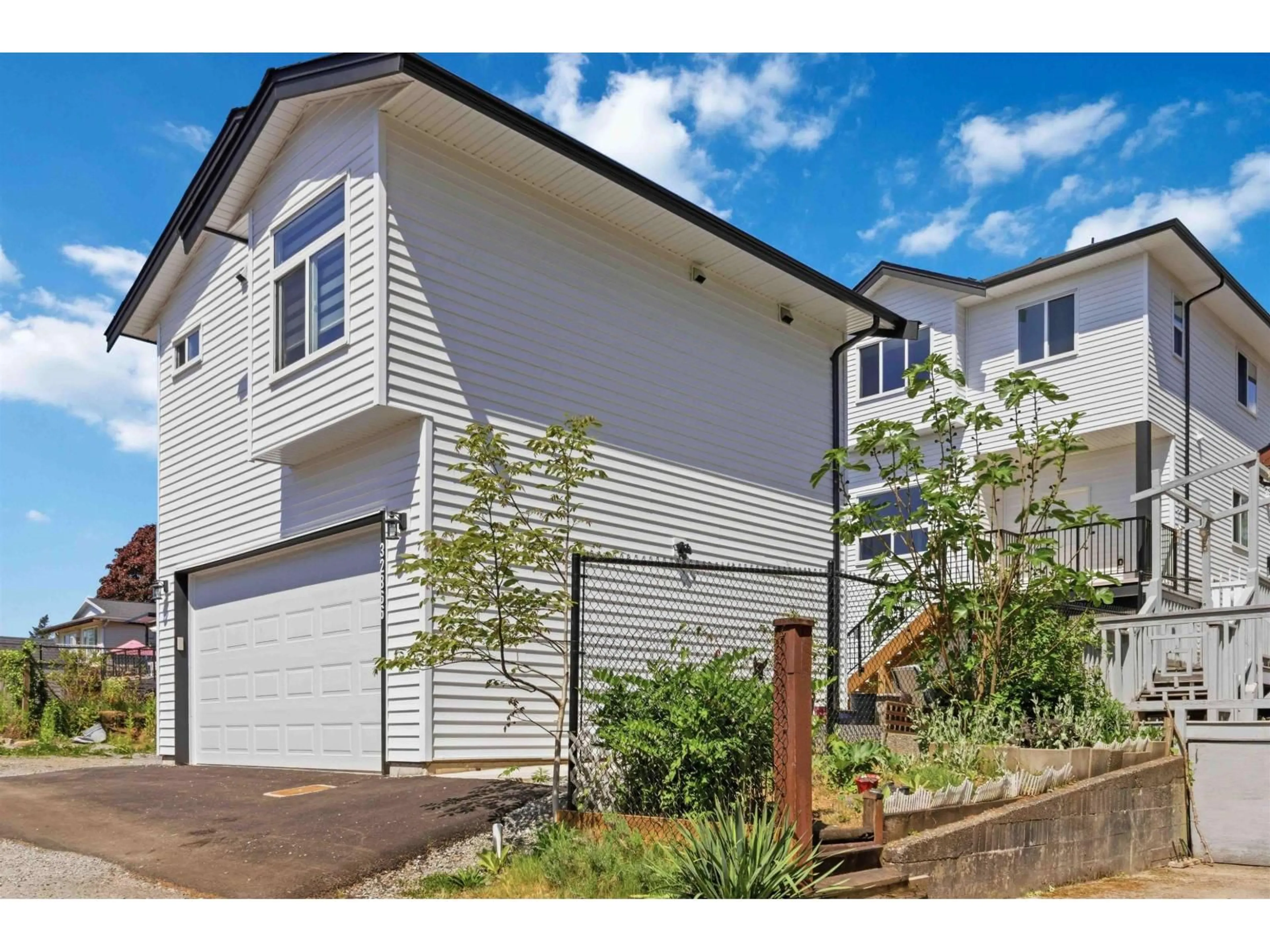 Unknown for 32866 3RD AVENUE, Mission British Columbia V2V1T9