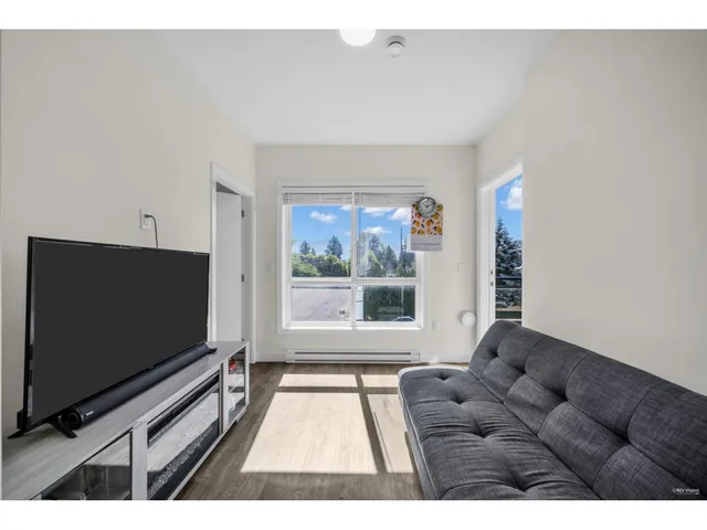 201 - 9450 ROBSON STREET, Chilliwack 4