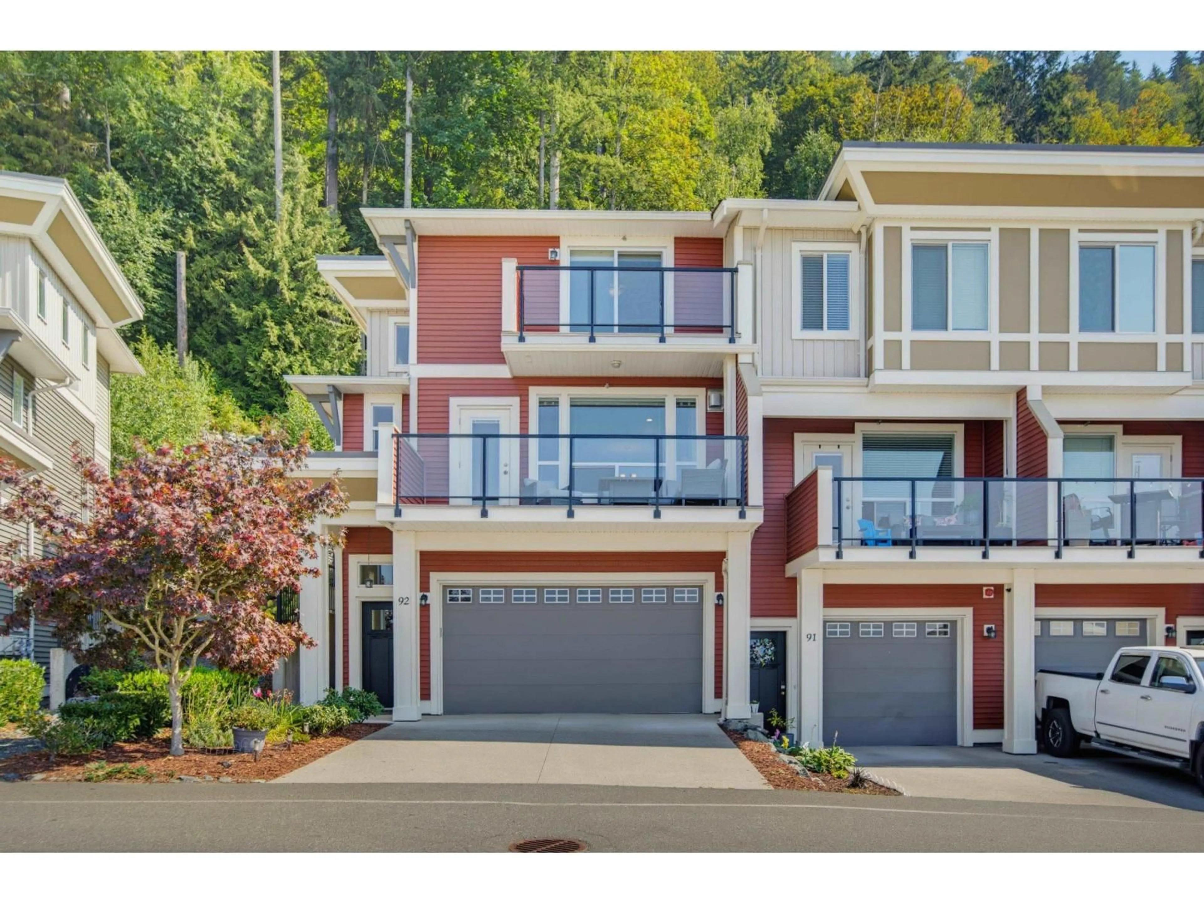 Home with vinyl exterior material, water/lake/river/ocean view for 92 - 6026 LINDEMAN STREET, Chilliwack British Columbia V2R0W1