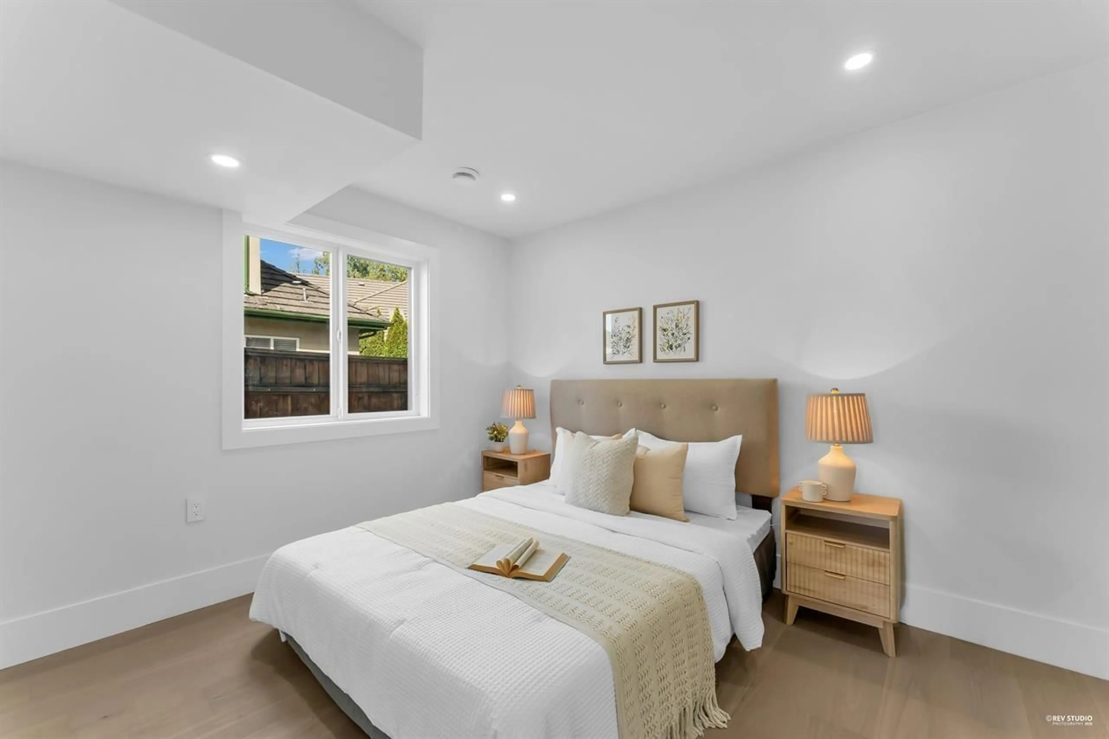 Bedroom with bed, unknown for 102 - 15871 111A AVENUE, Surrey British Columbia V4N5B4