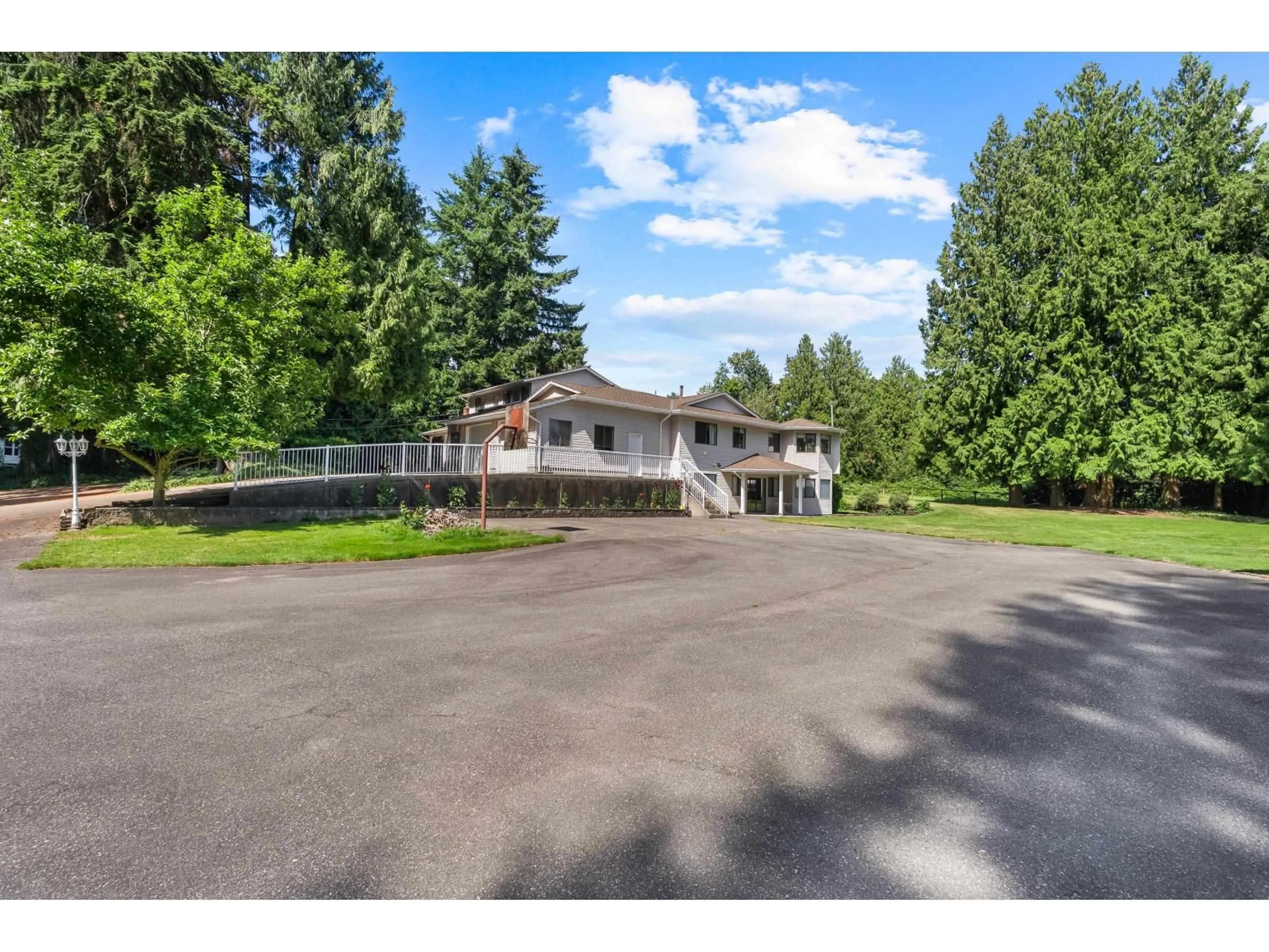 A pic from outside/outdoor area/front of a property/back of a property/a pic from drone, unknown for 6582 SATCHELL STREET, Abbotsford British Columbia V4X2G2