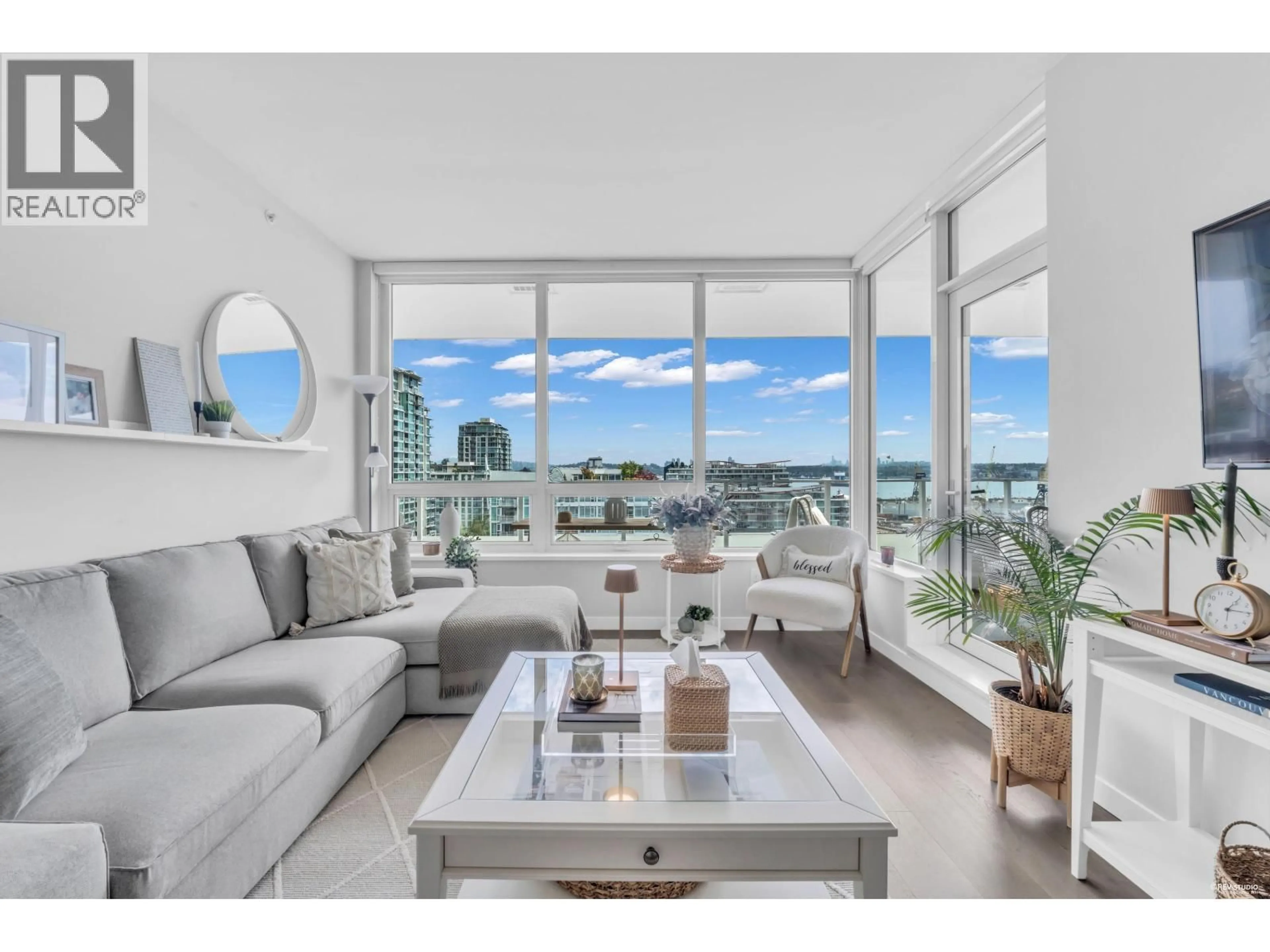Living room with furniture, unknown for 1309 - 118 CARRIE CATES COURT, North Vancouver British Columbia V7M0G6