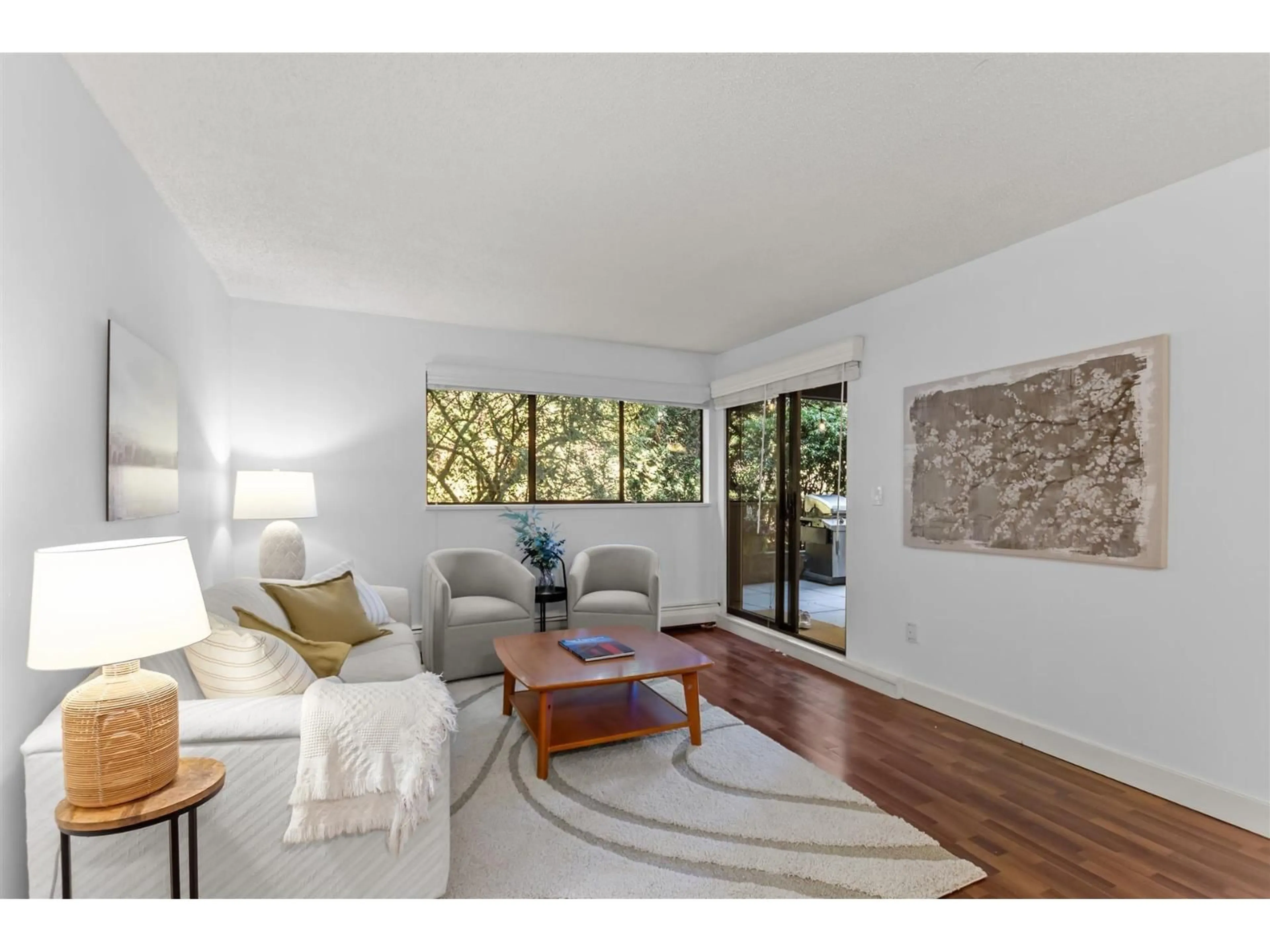 Living room with furniture, unknown for 108 - 1561 VIDAL STREET, White Rock British Columbia V4B5A7