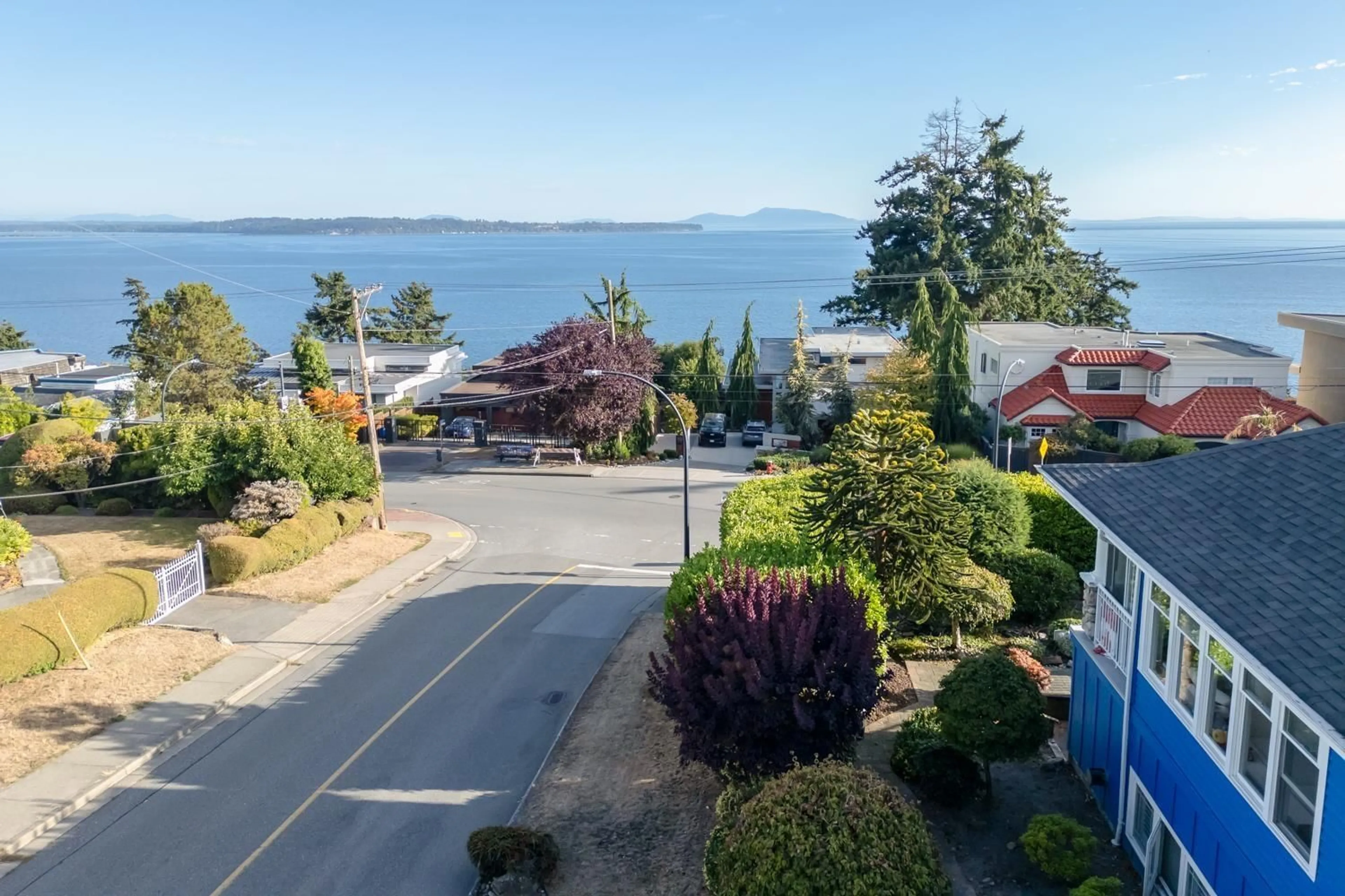 A pic from outside/outdoor area/front of a property/back of a property/a pic from drone, water/lake/river/ocean view for 14139 MARINE DRIVE, White Rock British Columbia V4B1A6