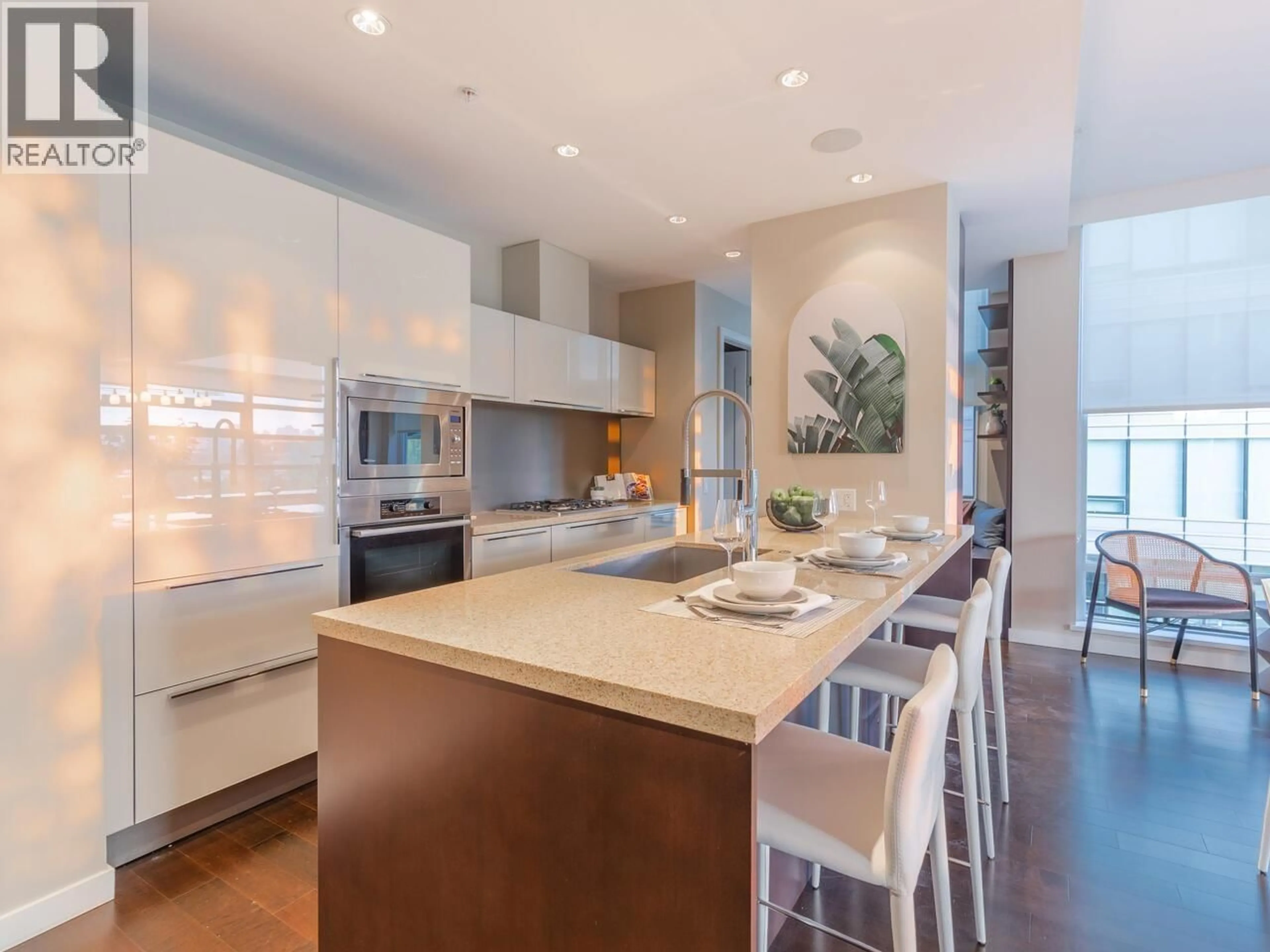 Open concept kitchen, unknown for 404 - 1616 COLUMBIA STREET, Vancouver British Columbia V5Y0B7