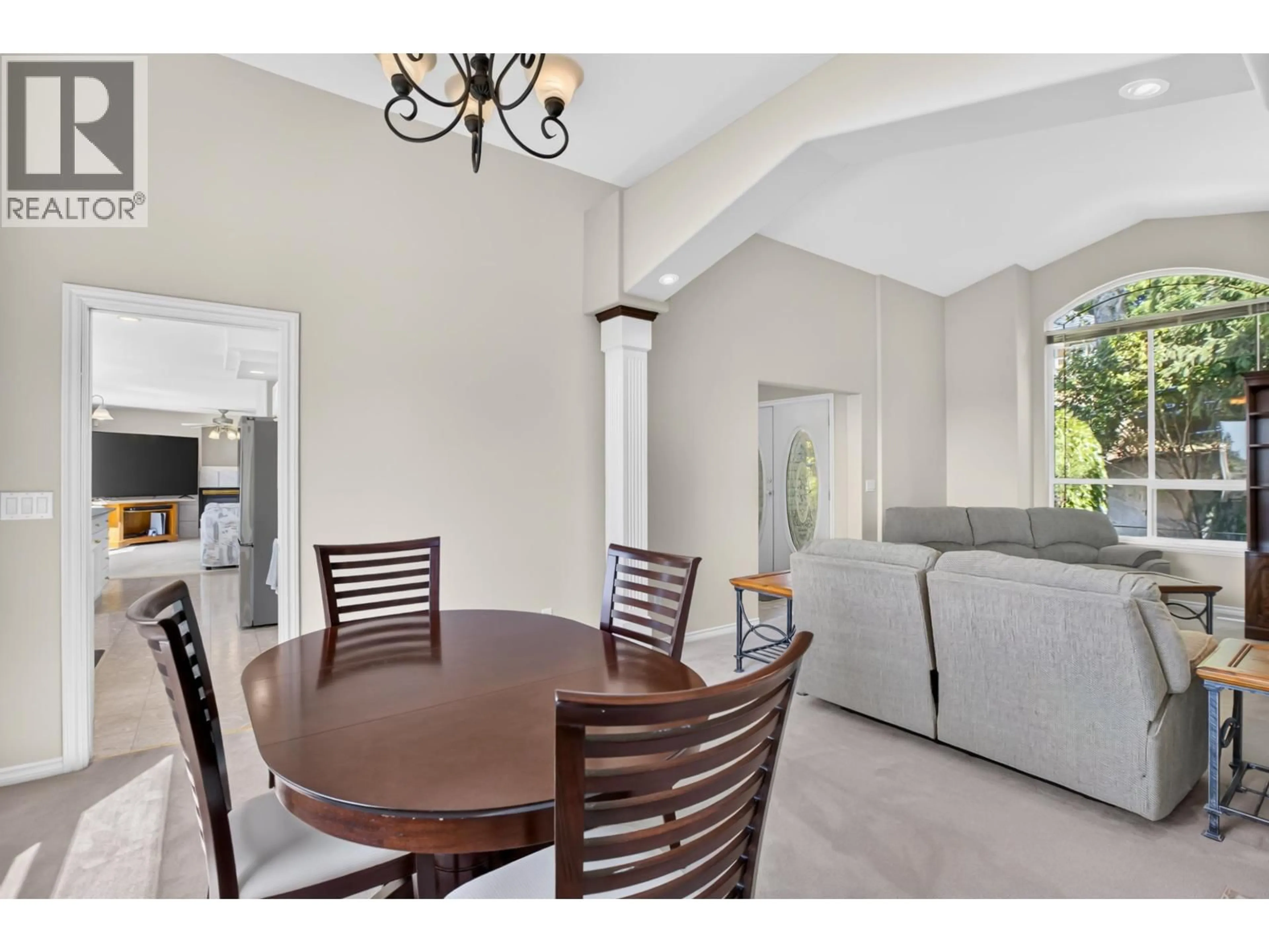 Dining room, ceramic/tile floor for 23836 ZERON AVENUE, Maple Ridge British Columbia V2W1E3