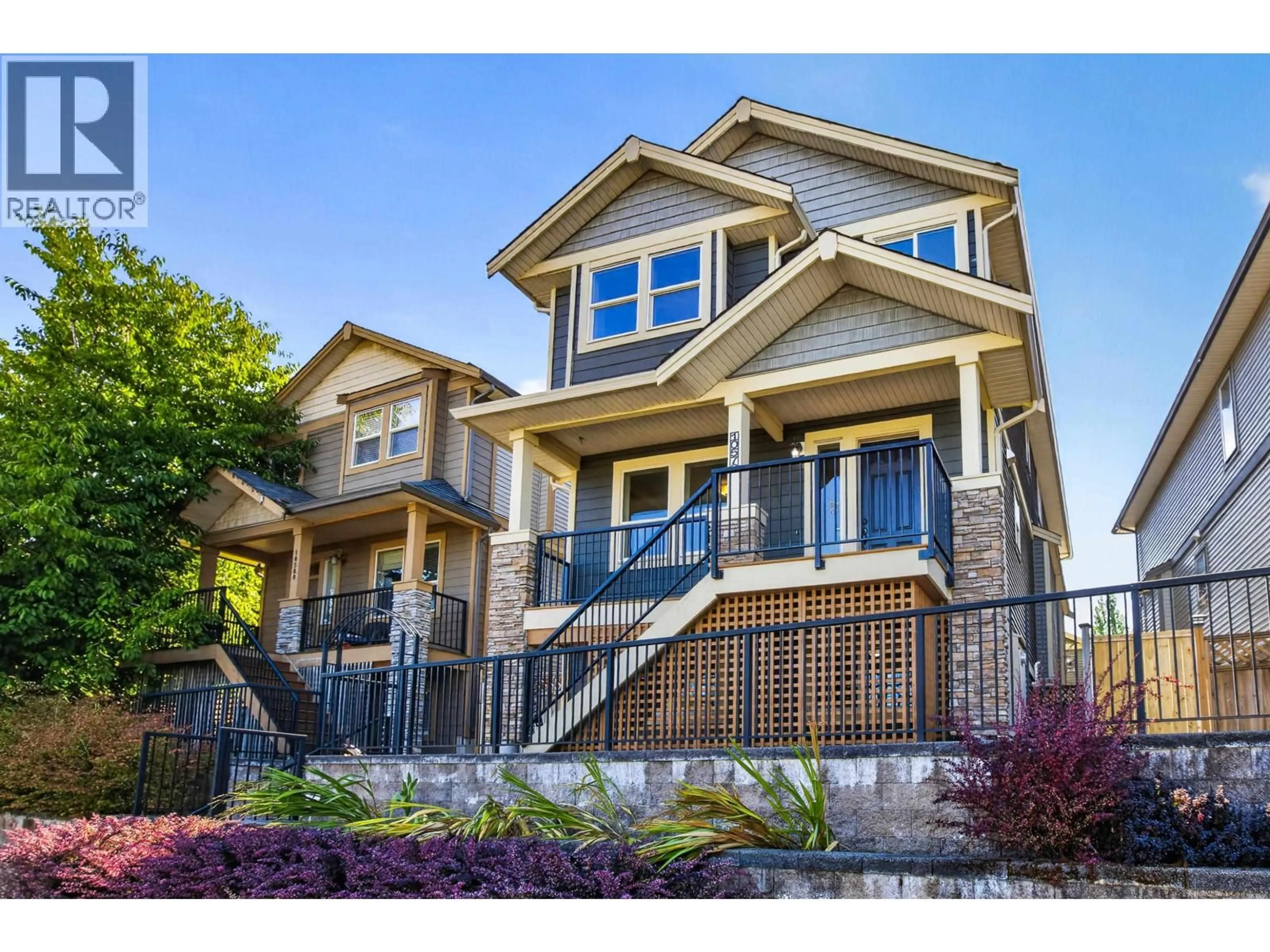 Home with vinyl exterior material, street for 10576 JACKSON ROAD, Maple Ridge British Columbia V2W0G2