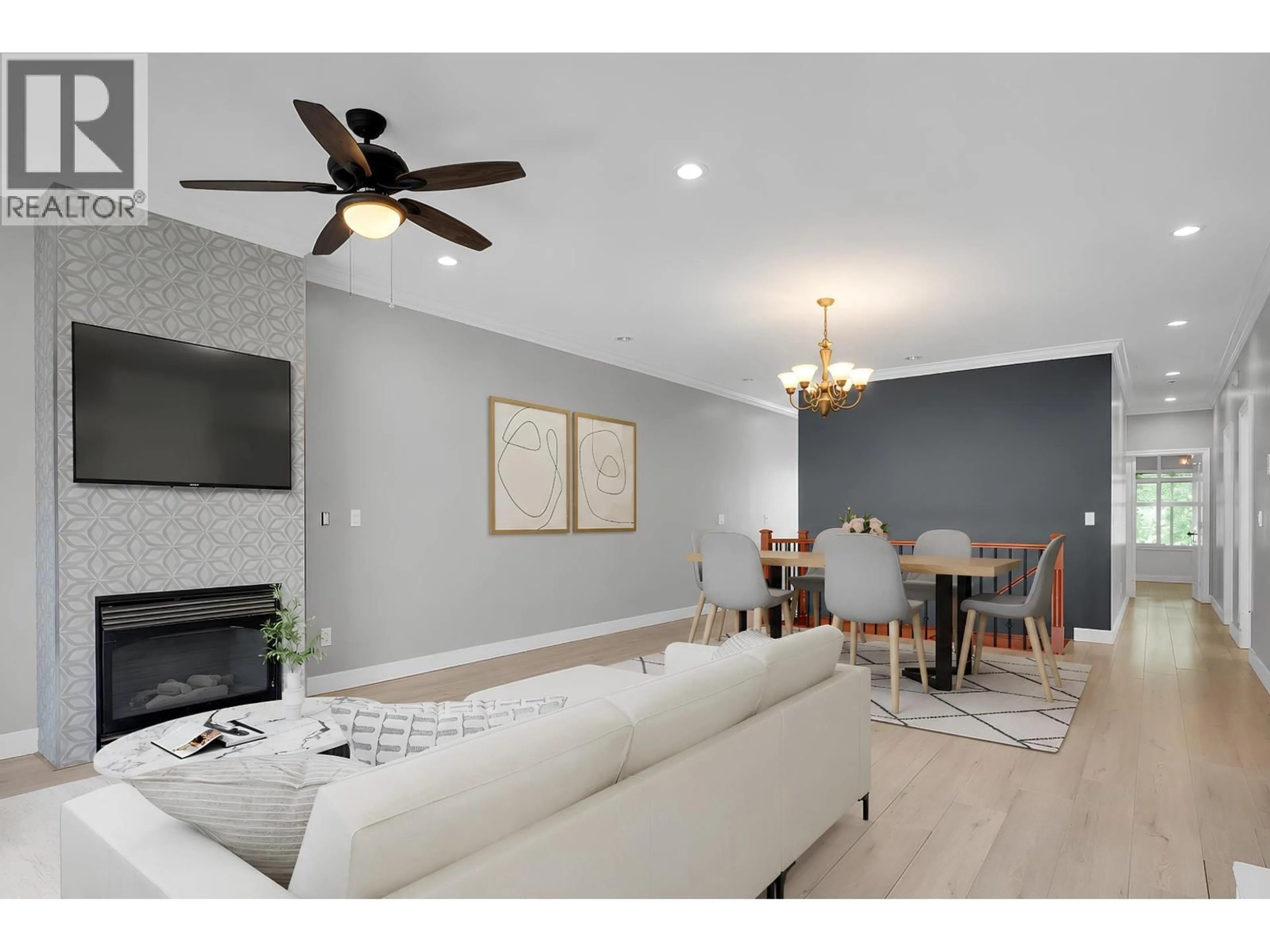Living room with furniture, unknown for 5131 MANOR STREET, Burnaby British Columbia V5G1G4