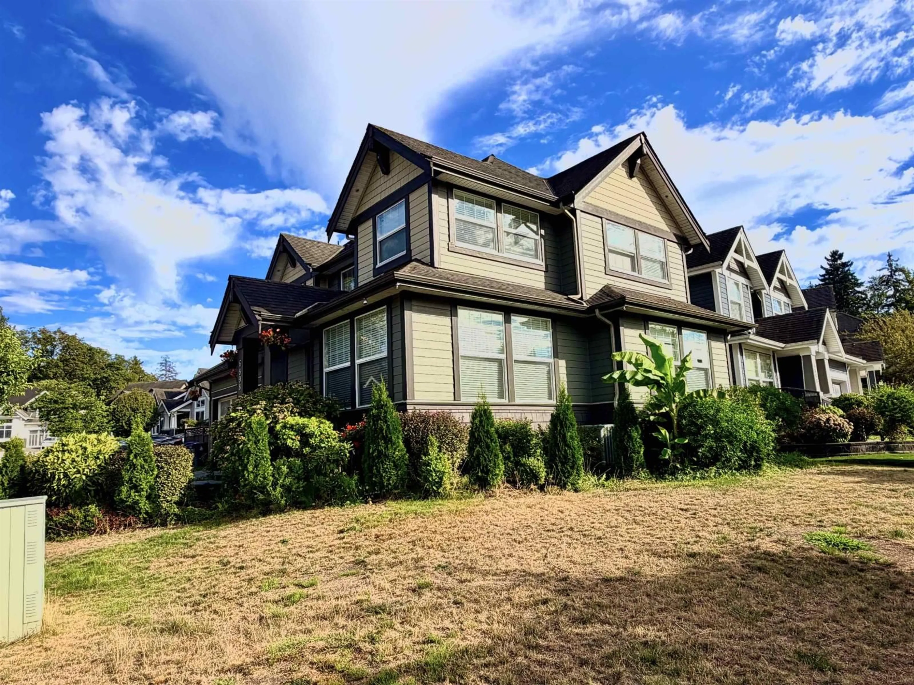 Unknown for 6898 177 STREET, Surrey British Columbia V3S2K1