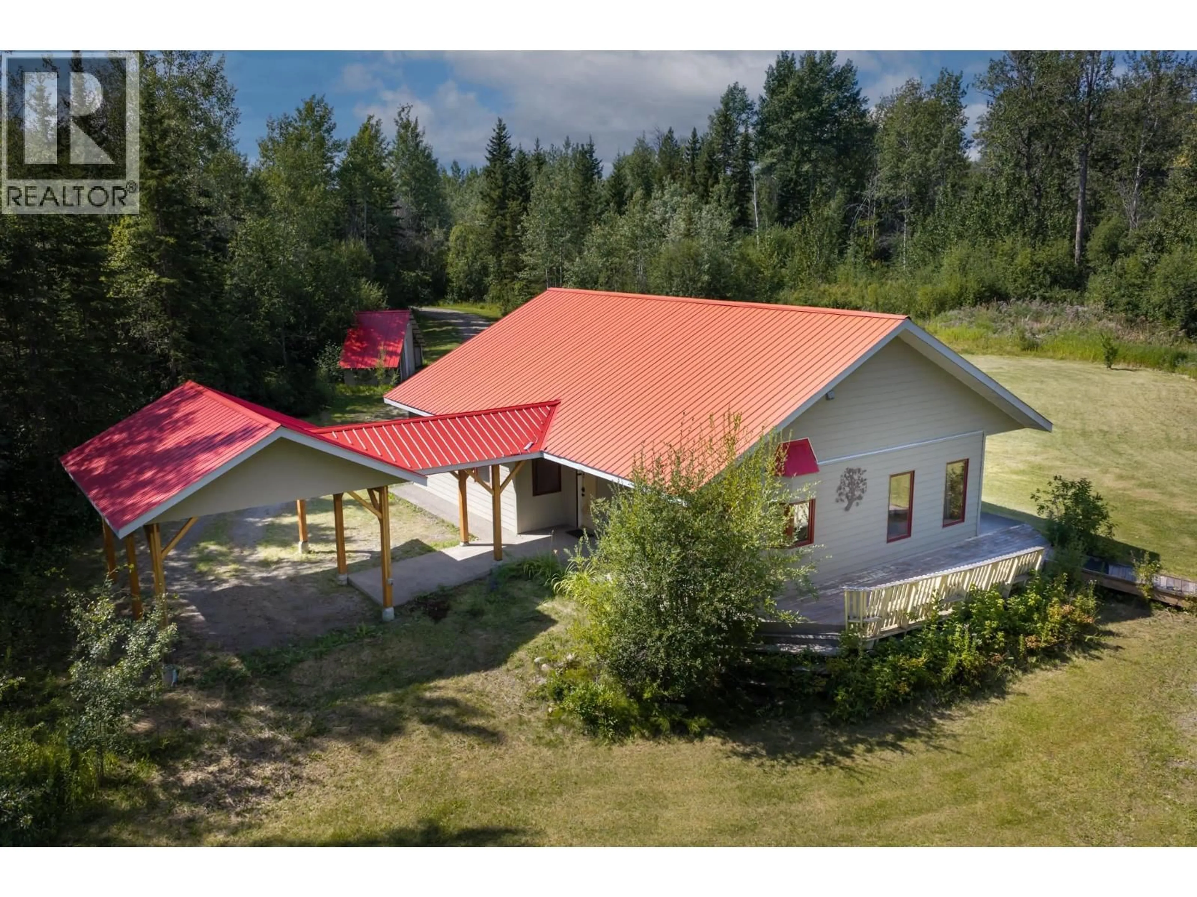 A pic from outside/outdoor area/front of a property/back of a property/a pic from drone, building for 278 ROBIN ROAD, Fort St. James British Columbia V0J1P0