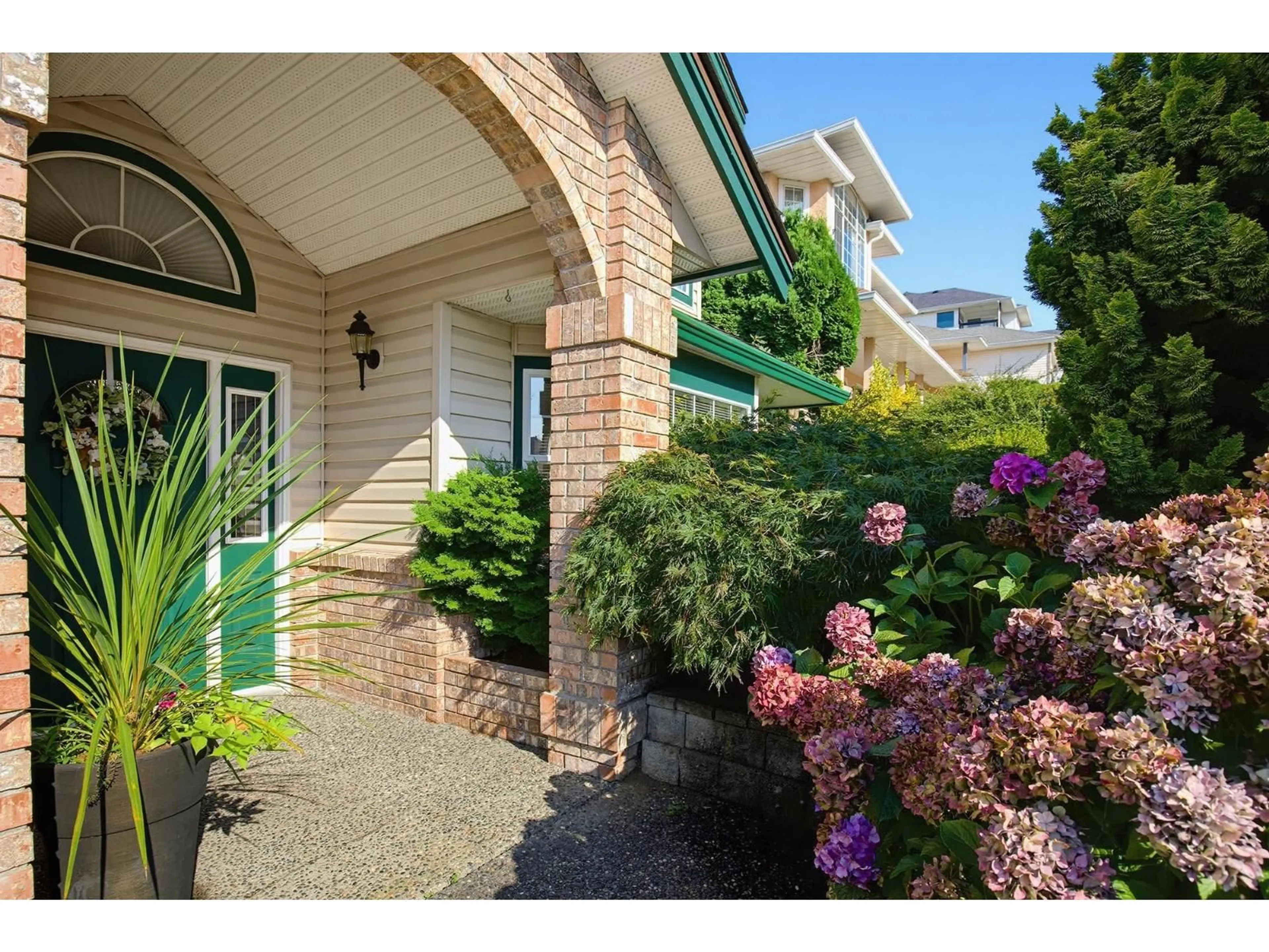 Unknown for 8263 BOWYER DRIVE, Mission British Columbia V2V6V9