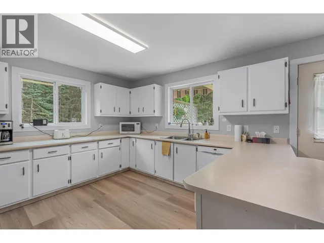 8955 CHRISTINA ROAD, Prince George 4