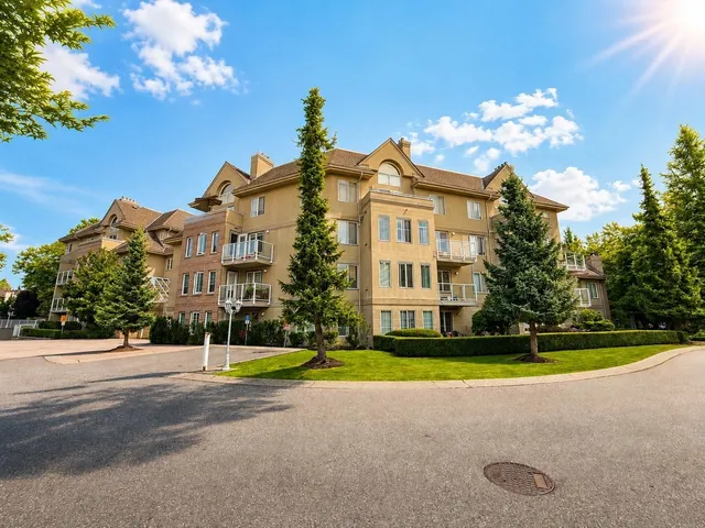 402 - 12125 75A AVENUE, Surrey 3