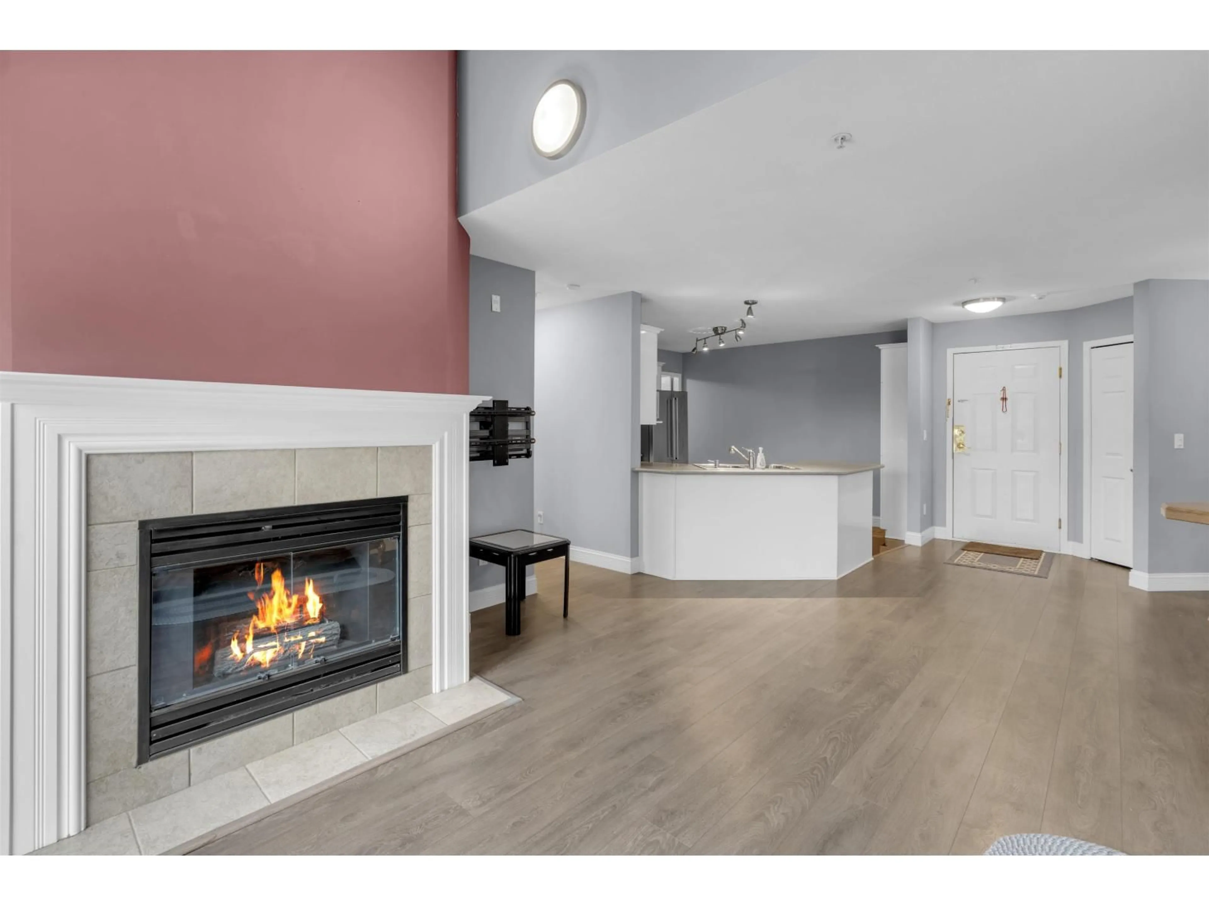 Unknown for 402 - 12125 75A AVENUE, Surrey British Columbia V3W1B9