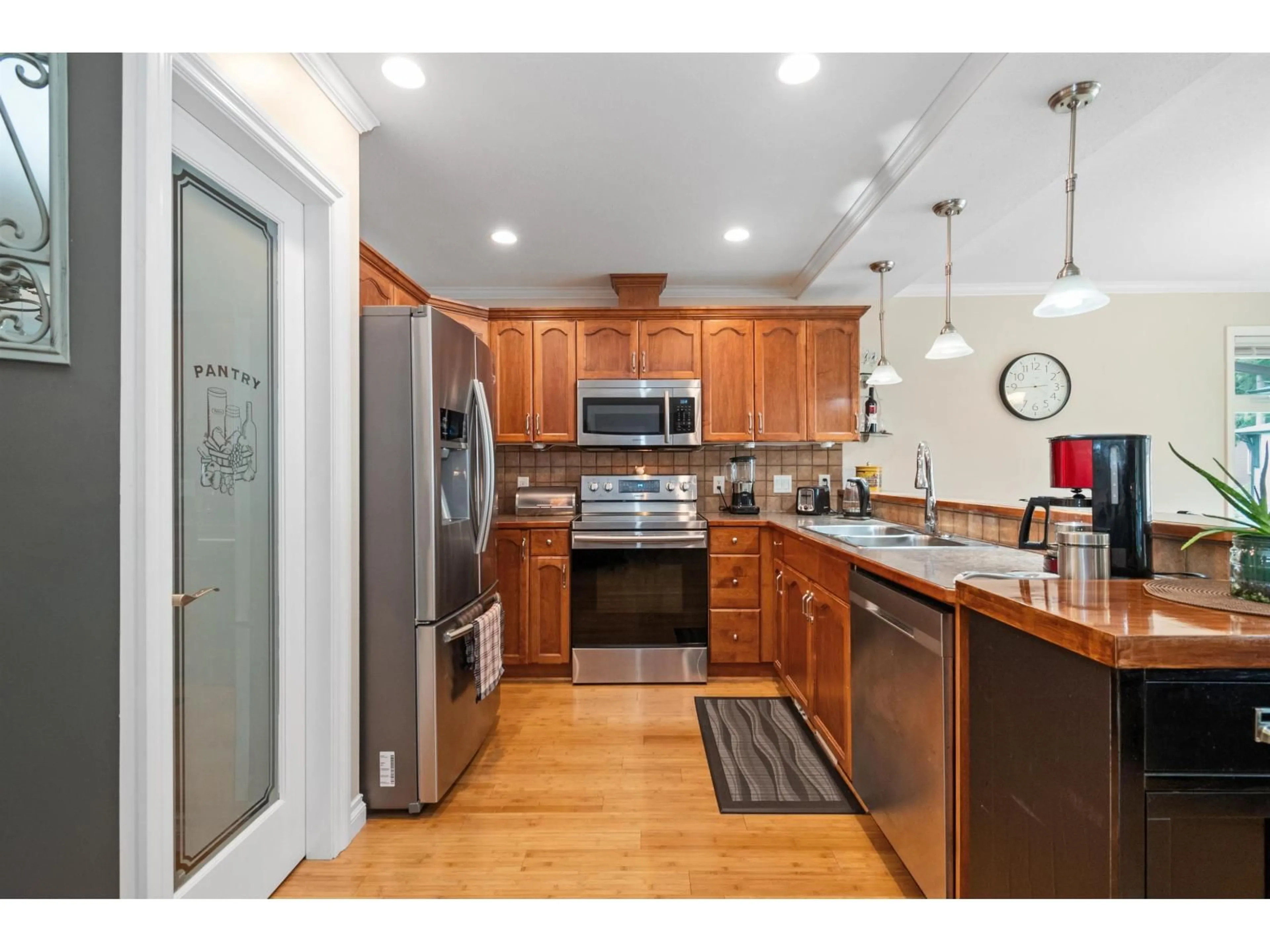 Open concept kitchen, unknown for 66022 PARK AVENUE, Hope British Columbia V0X1L1