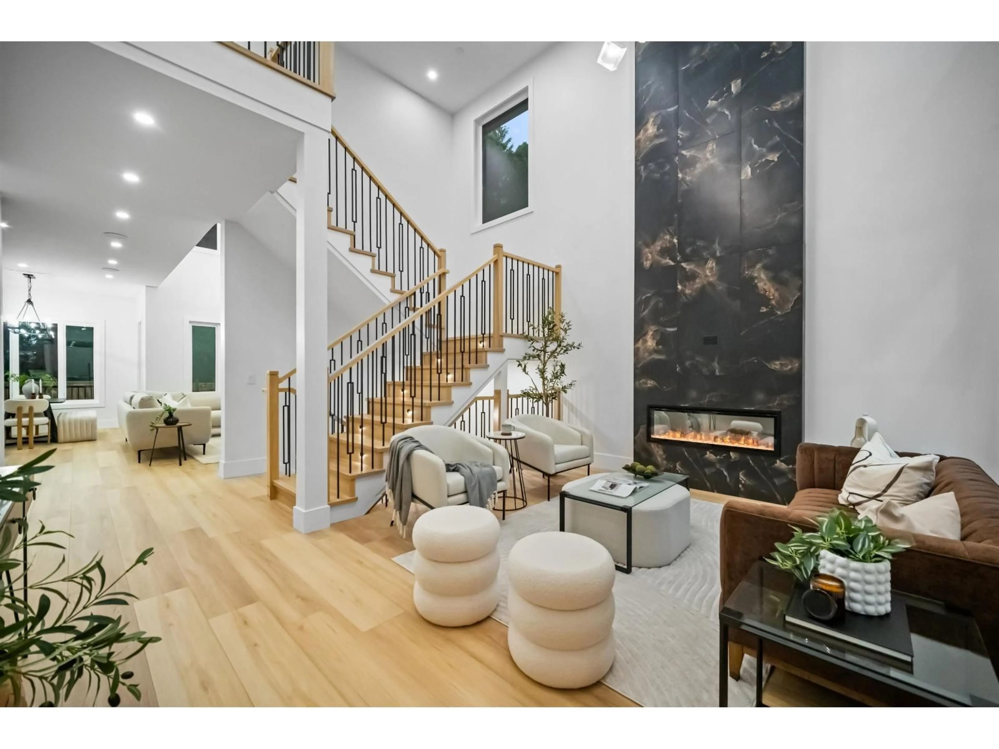 Unknown for 2219 CRYSTAL COURT, Abbotsford British Columbia V2T6A7