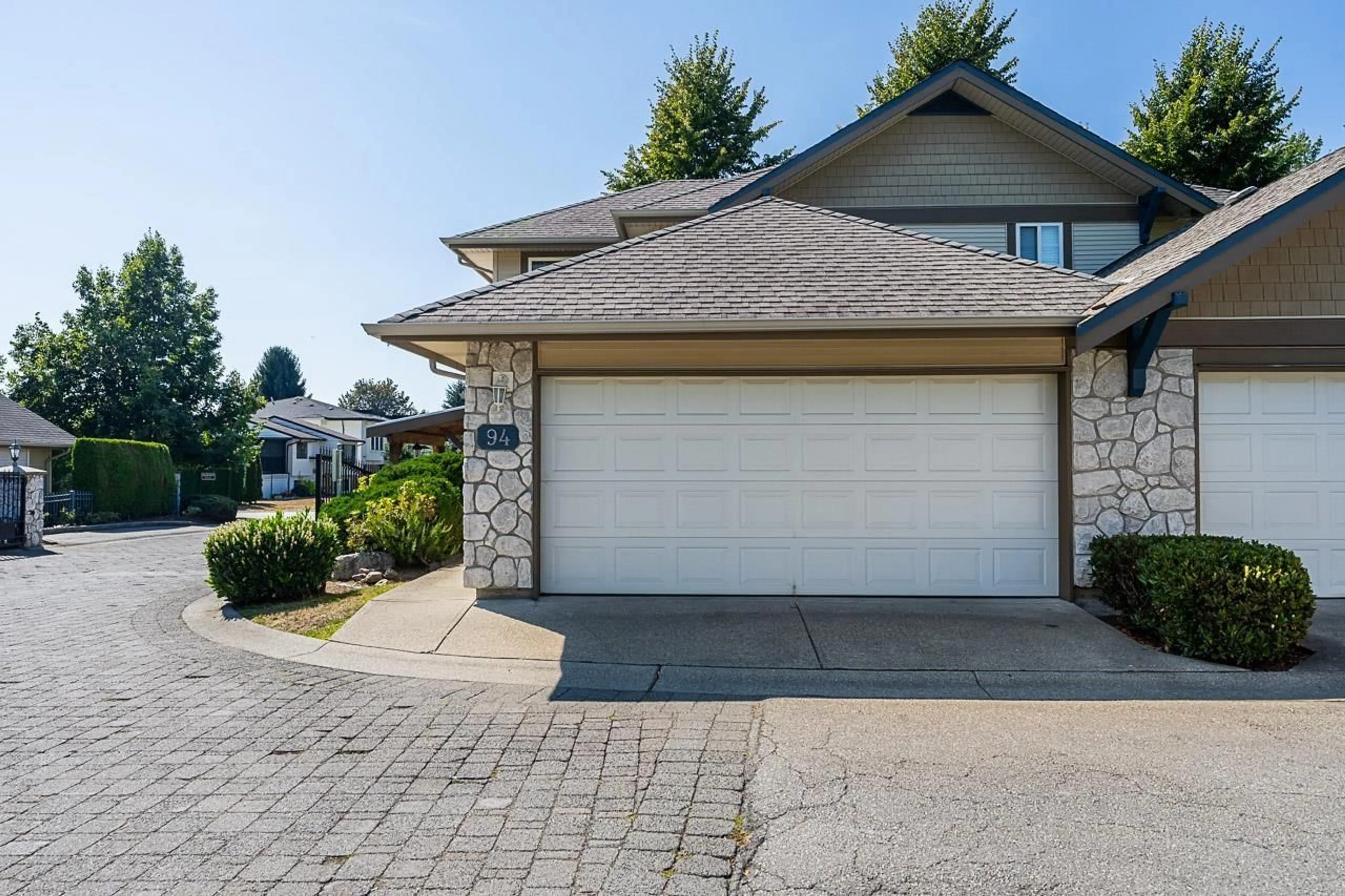 Unknown for 94 - 8888 151 STREET, Surrey British Columbia V3R0Z9