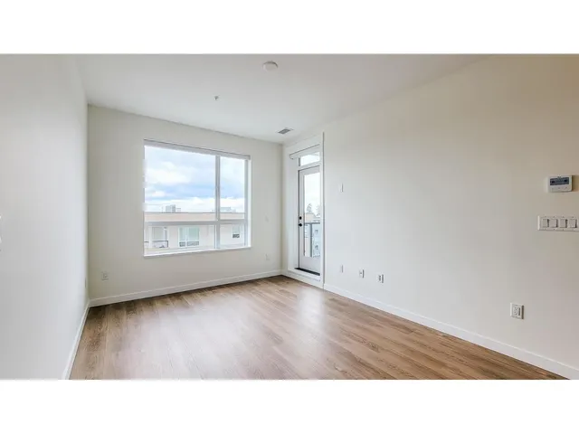711 - 27254 ALDERGROVE TOWN CENTRE DRIVE, Langley 3