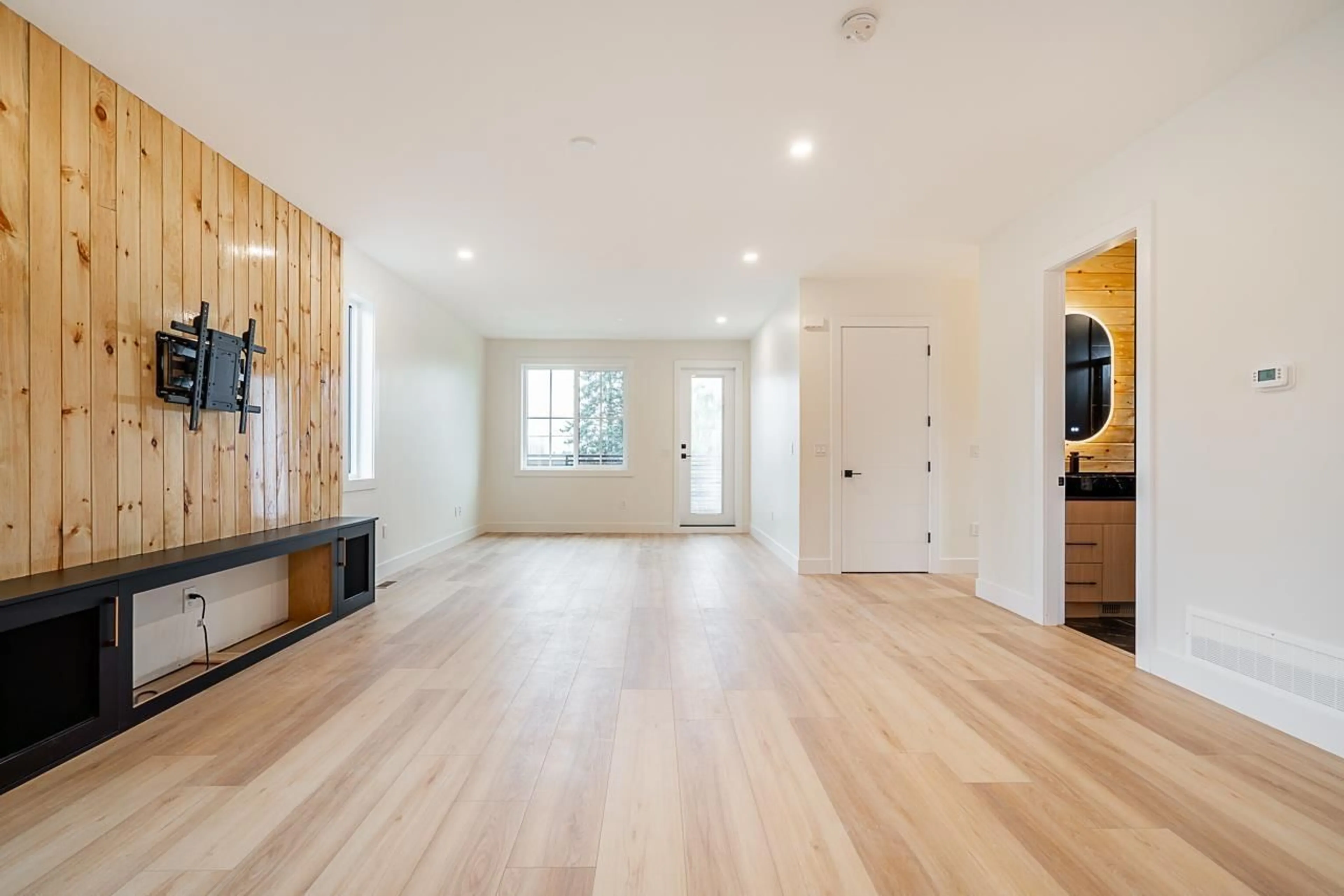 Indoor entryway for LOT 1 - 9521 MCNAUGHT ROAD, Chilliwack British Columbia V2P6E9