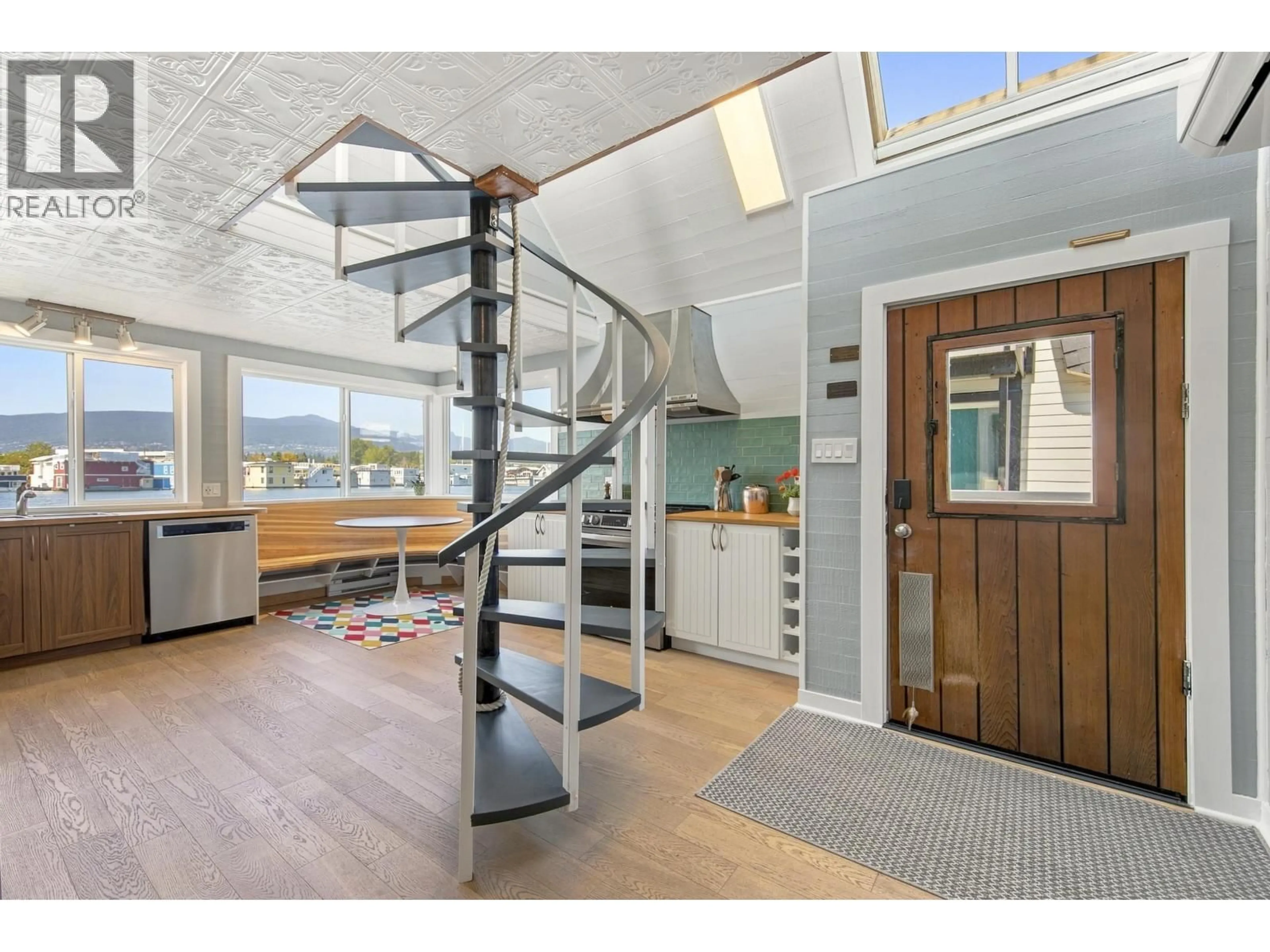 Unknown for A23 - 415 ESPLANADE AVENUE, North Vancouver British Columbia V7M1A6