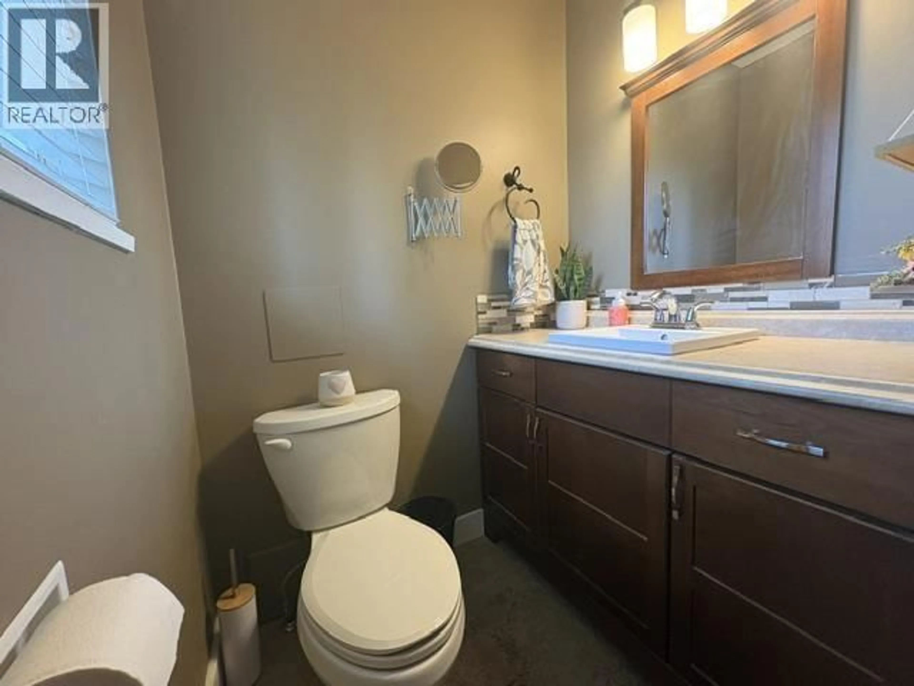 Standard bathroom, unknown for 19852 116A AVENUE, Pitt Meadows British Columbia V3Y1N8