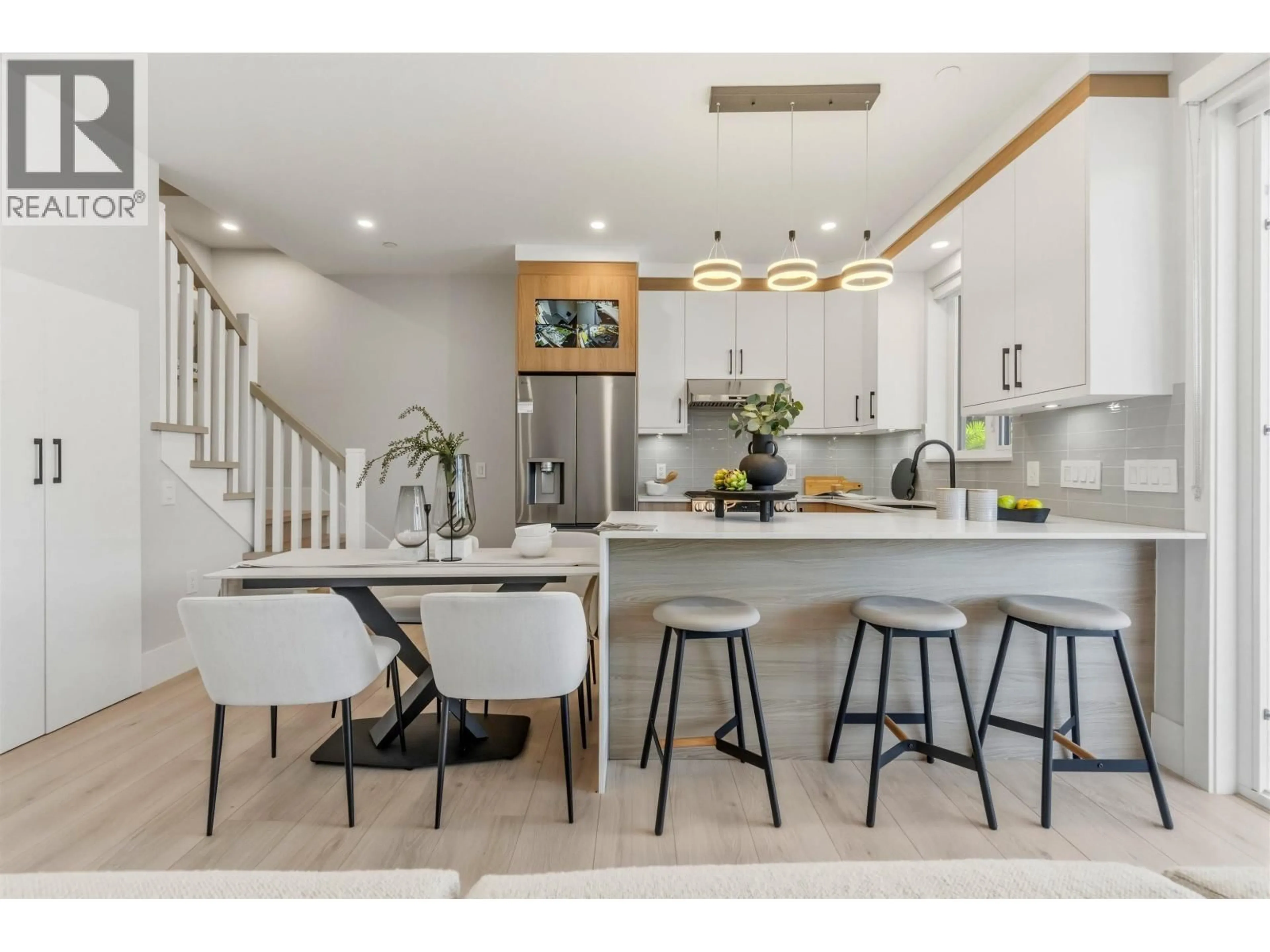 Open concept kitchen, unknown for 2743 MCGILL STREET, Vancouver British Columbia V5K1H4
