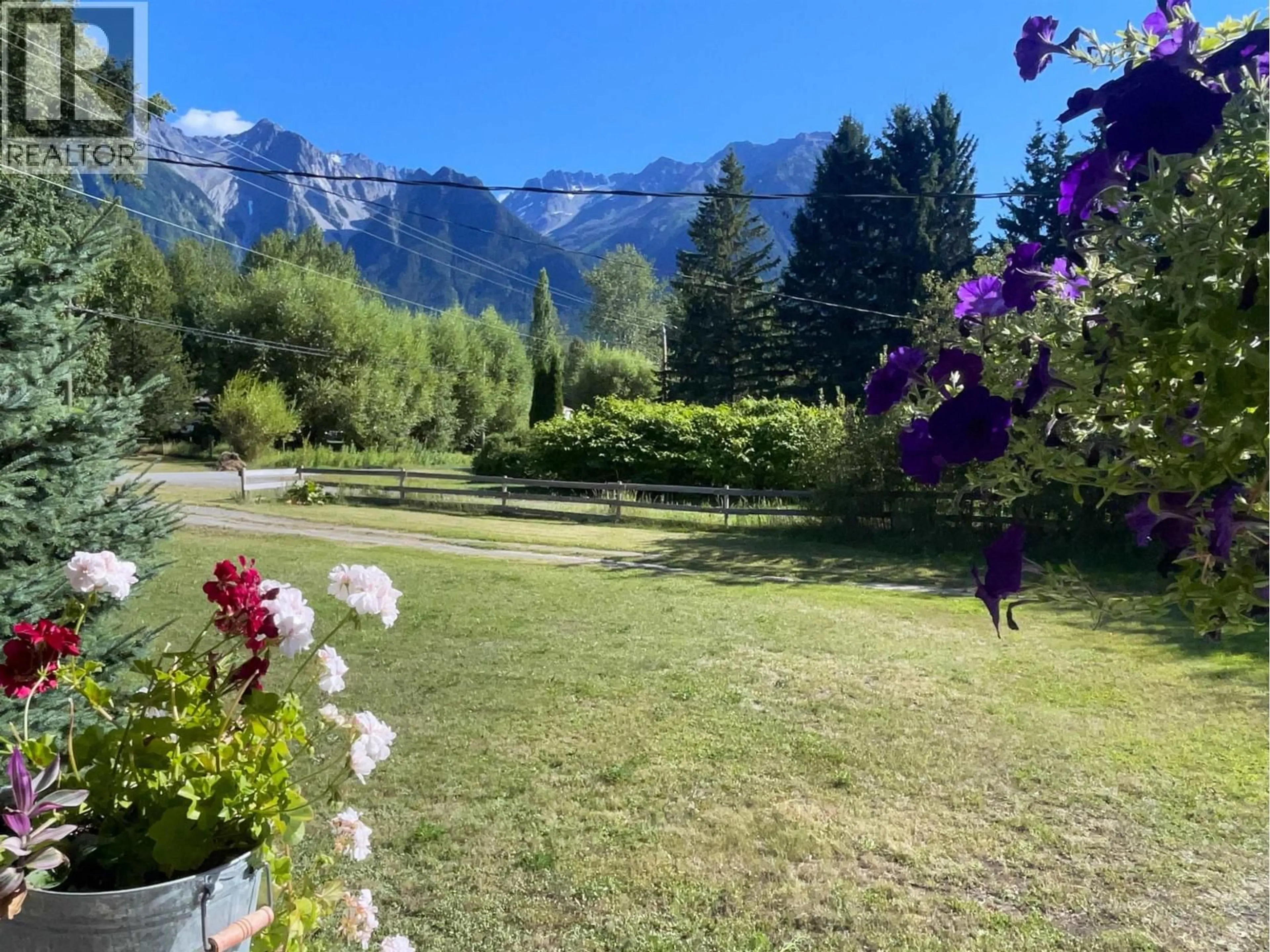 A pic from outside/outdoor area/front of a property/back of a property/a pic from drone, mountain view for 1555 ALDOUS STREET, Hazelton British Columbia V0J2J1