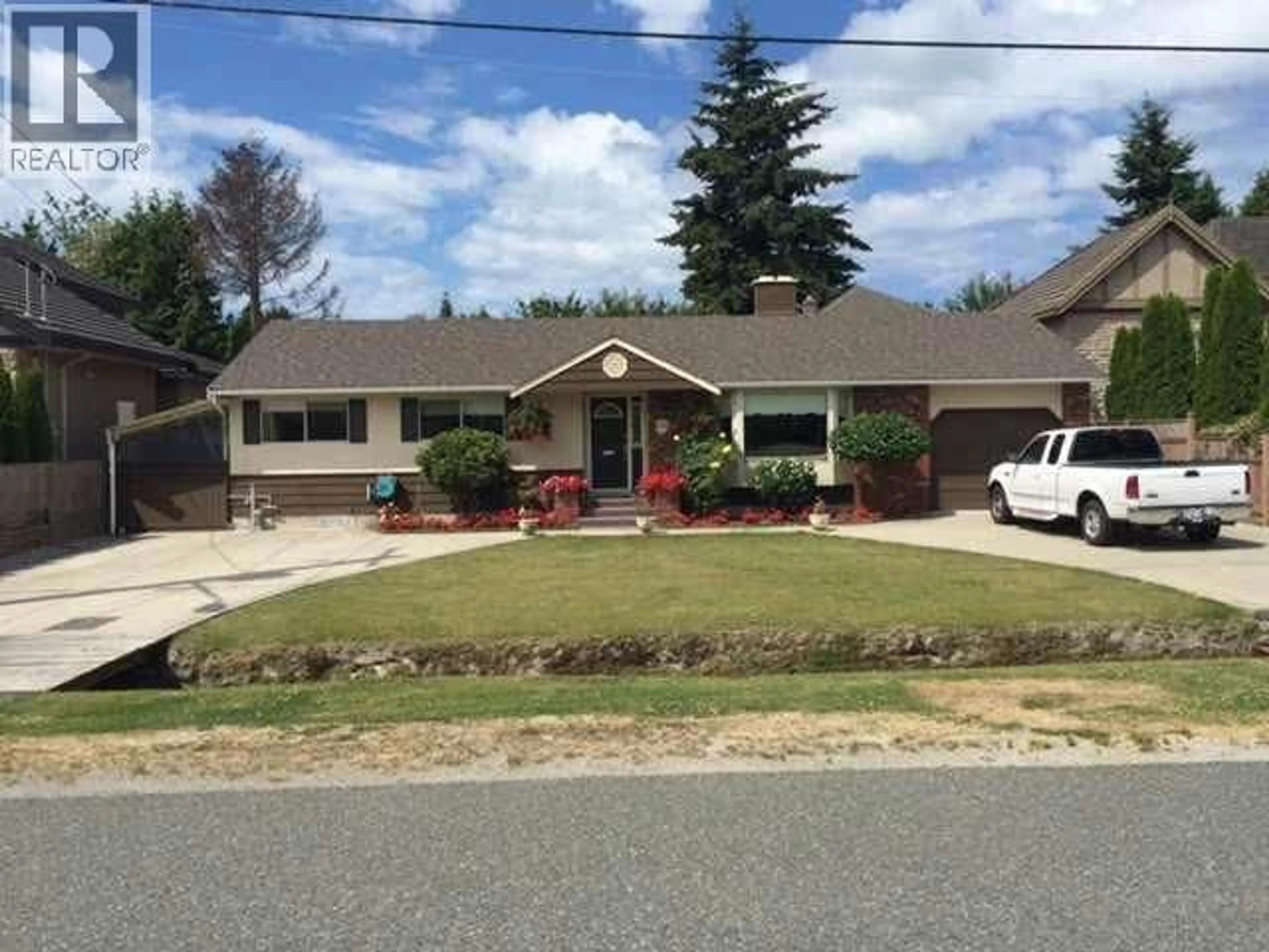 A pic from outside/outdoor area/front of a property/back of a property/a pic from drone, street for 10071 DEAGLE ROAD, Richmond British Columbia V7A1R3