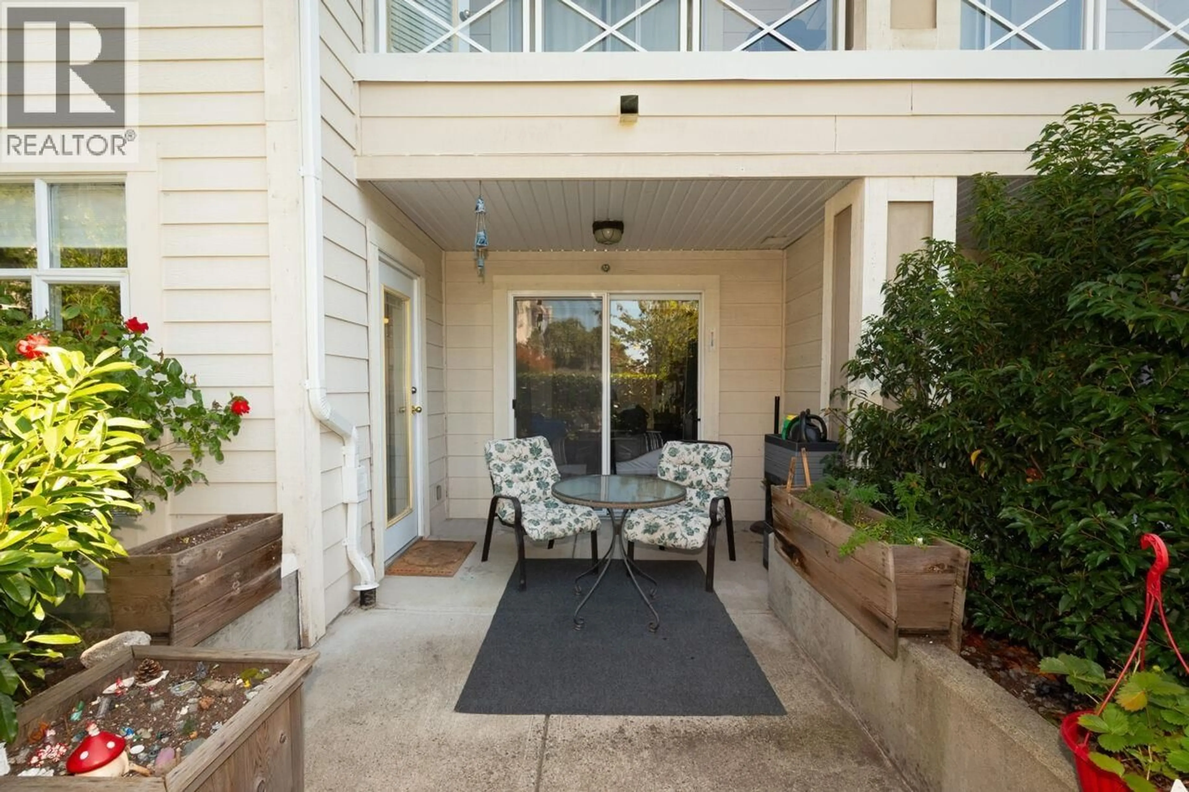 Patio, street for 104 - 3625 WINDCREST DRIVE, North Vancouver British Columbia V7G2S6