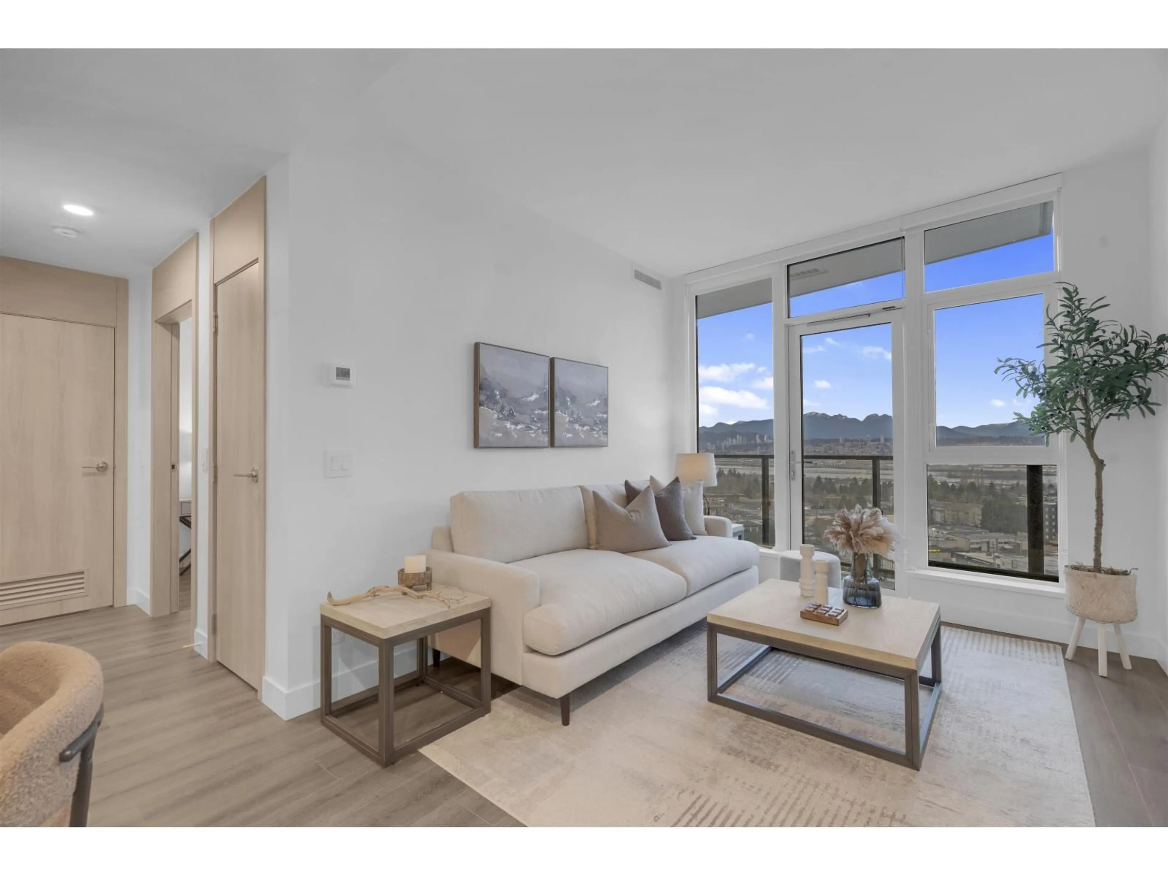 Living room with furniture, unknown for 1501 - 10750 135A STREET, Surrey British Columbia V3T0V4