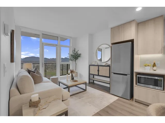 1501 - 10750 135A STREET, Surrey 3