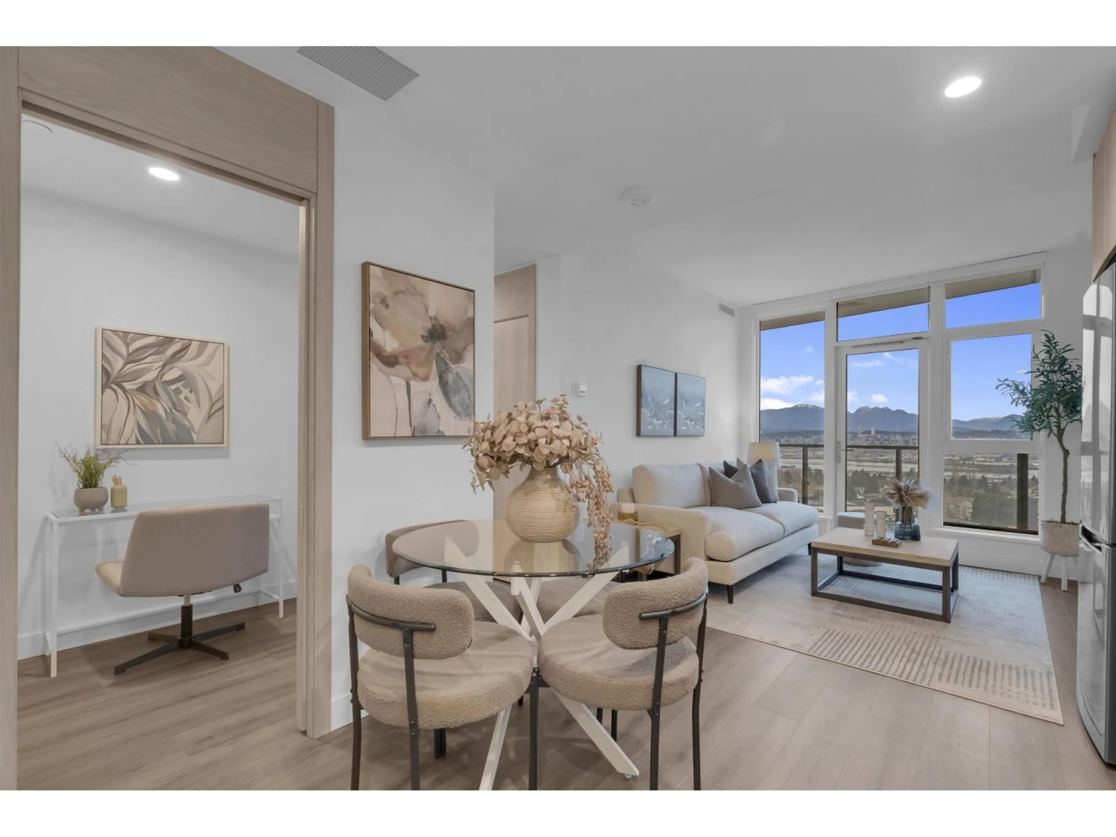 Unknown for 1501 - 10750 135A STREET, Surrey British Columbia V3T0V4