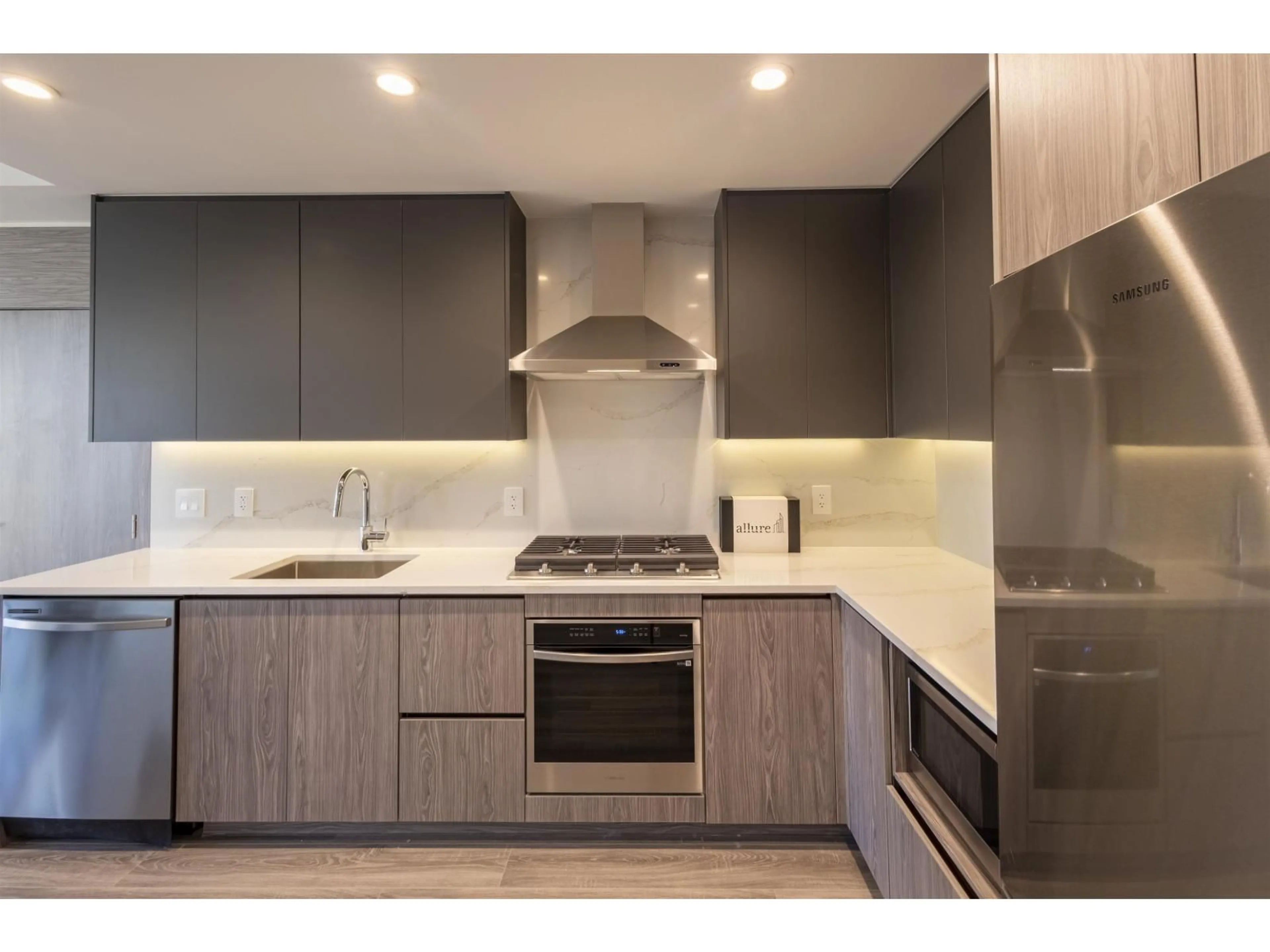 Unknown for 3506 - 10750 135A STREET, Surrey British Columbia V3T0V4