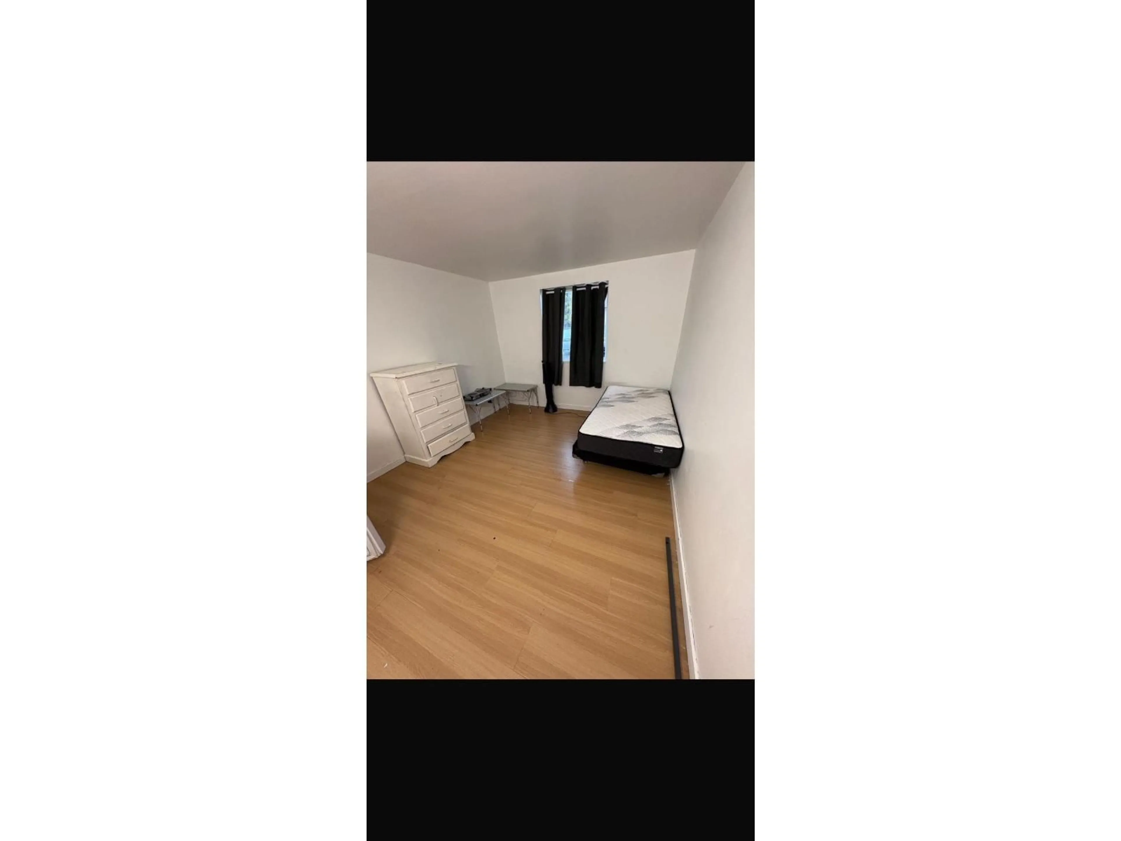 A pic of a room for 15032 SWALLOW DRIVE, Surrey British Columbia V3R4X2