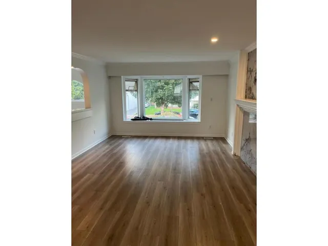15032 SWALLOW DRIVE, Surrey 5